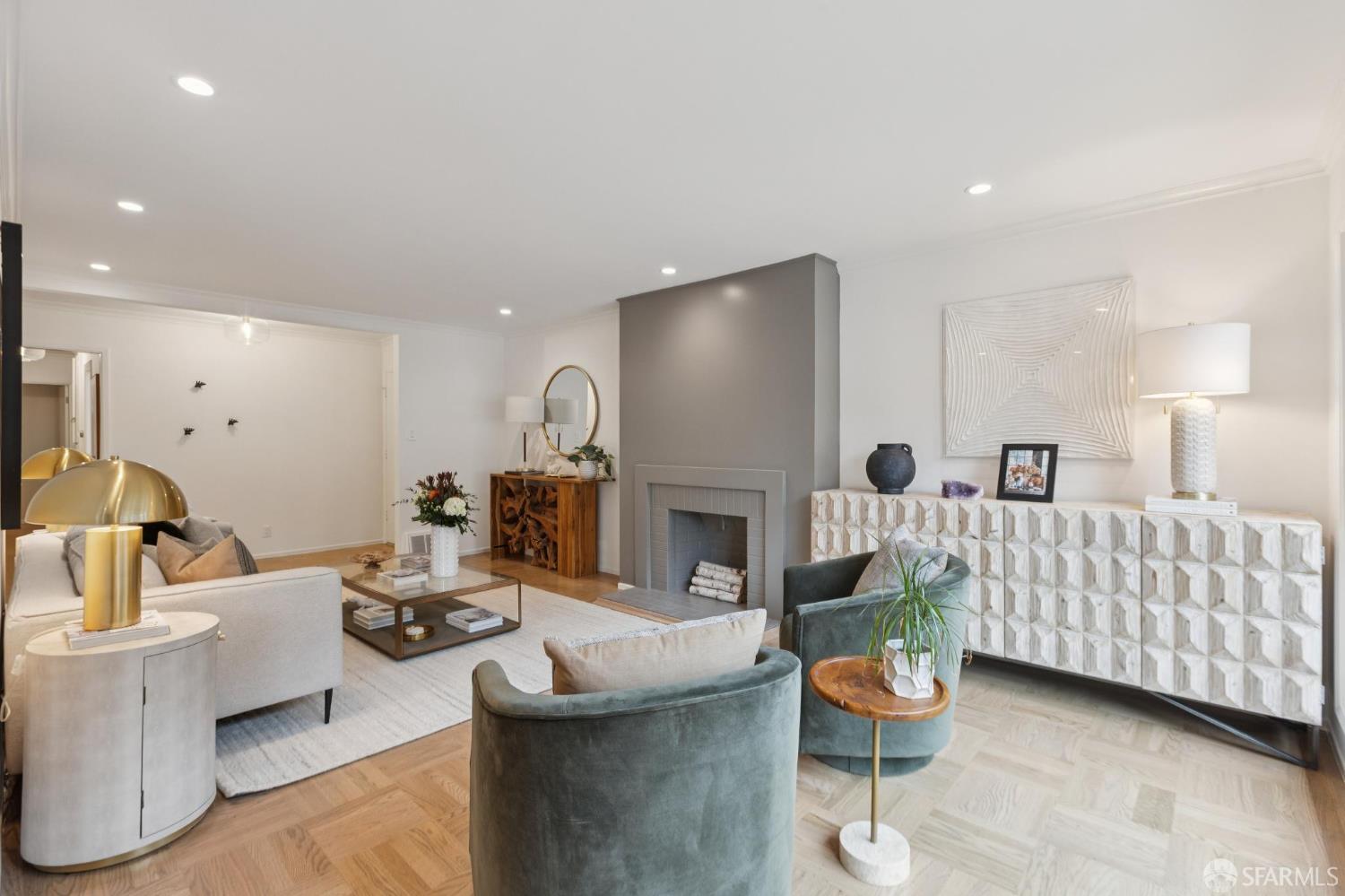 180 Forest Knolls Drive