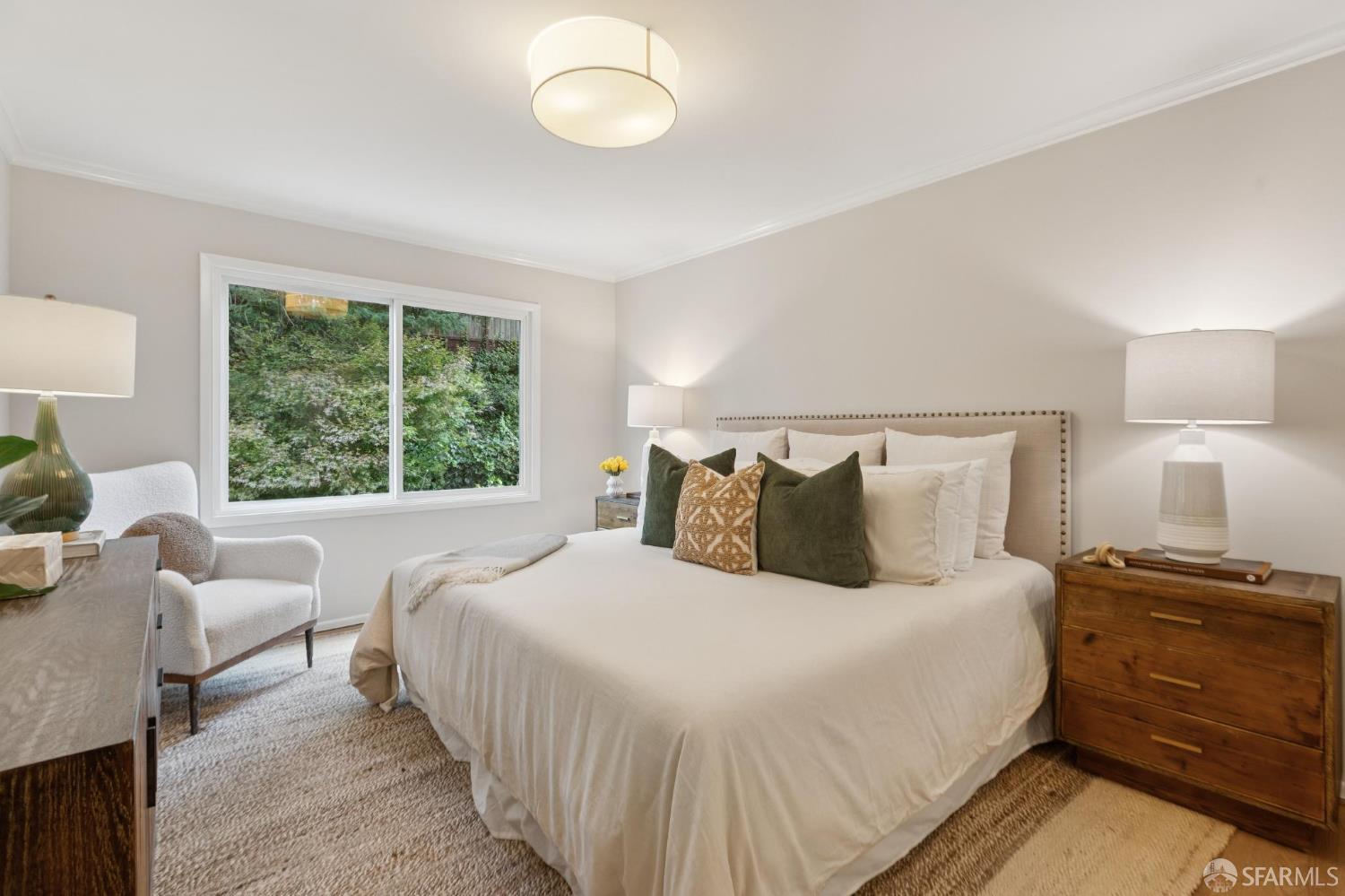 180 Forest Knolls Drive