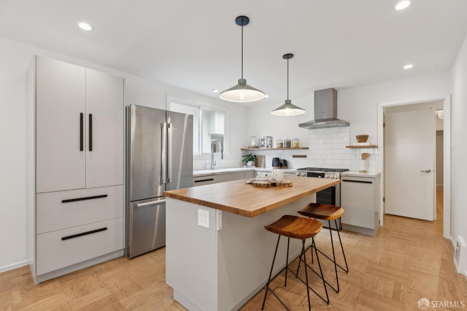 180 Forest Knolls Drive