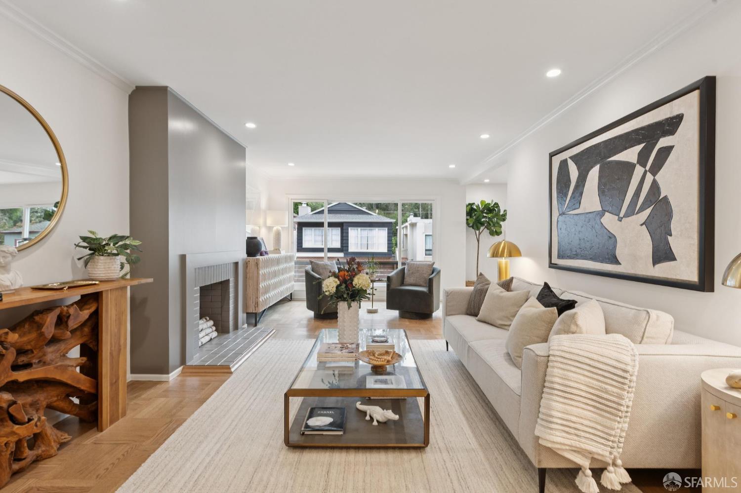 180 Forest Knolls Drive