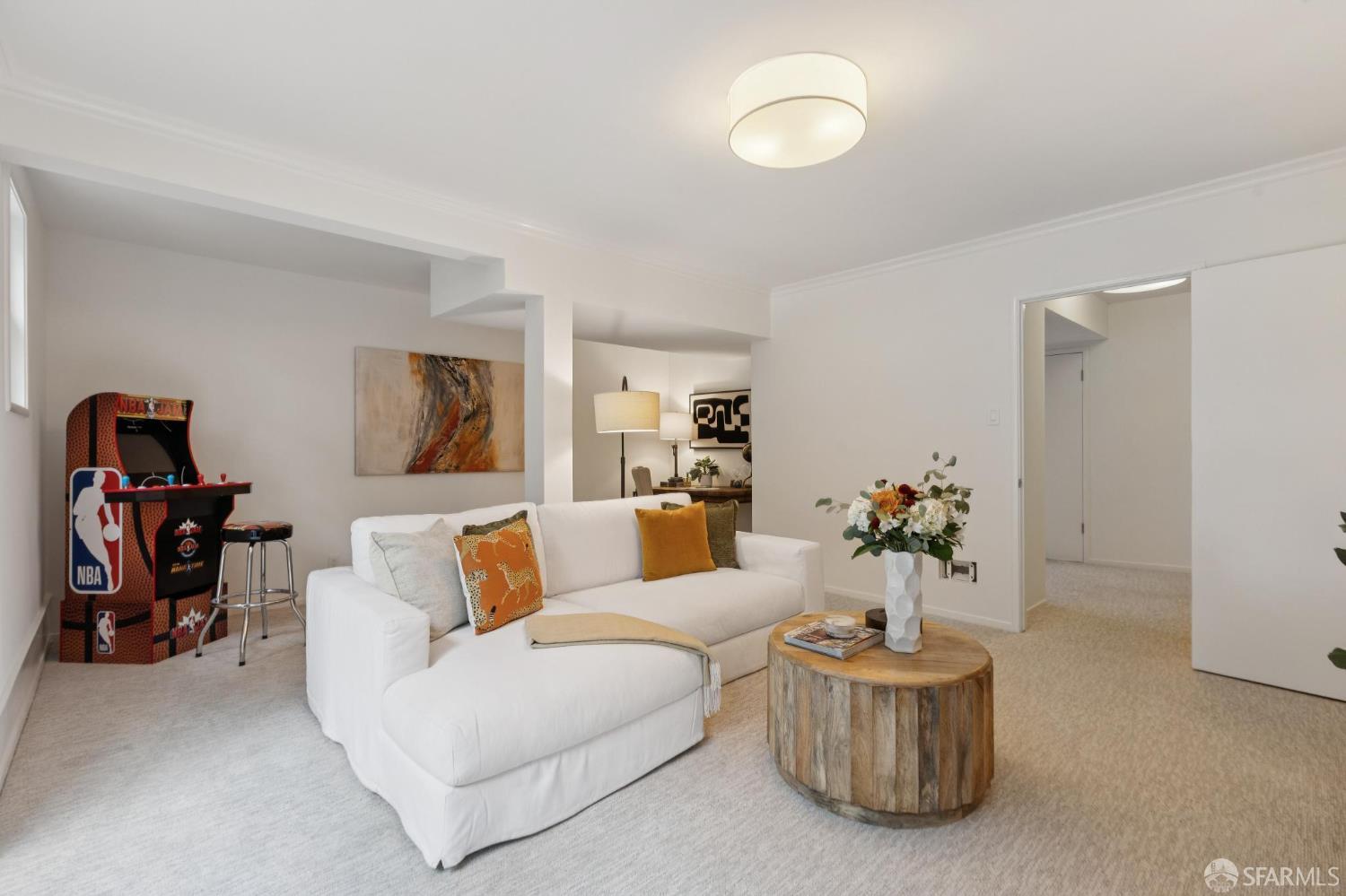 180 Forest Knolls Drive