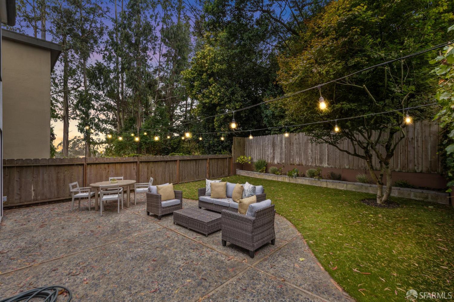 180 Forest Knolls Drive