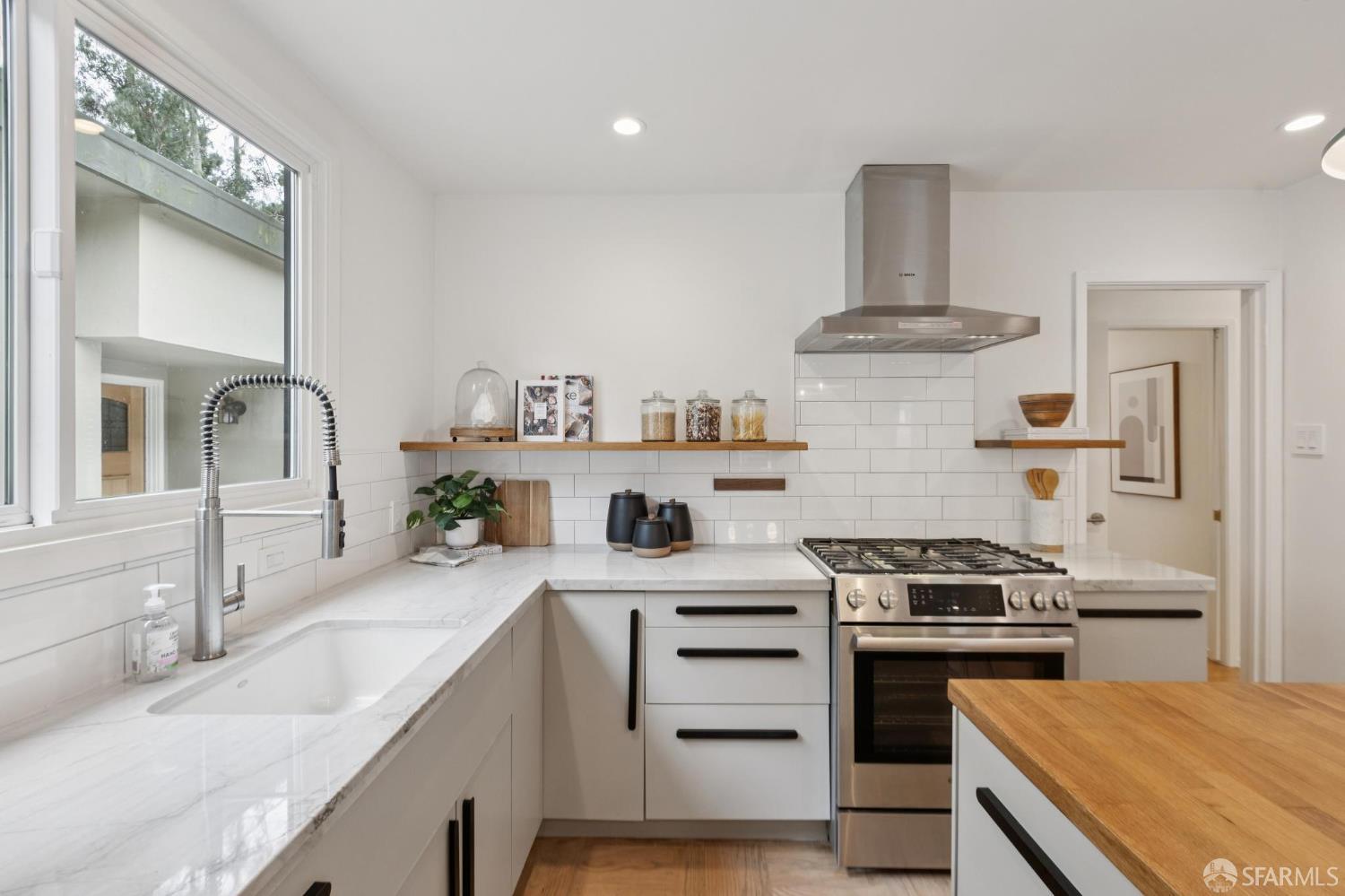 180 Forest Knolls Drive