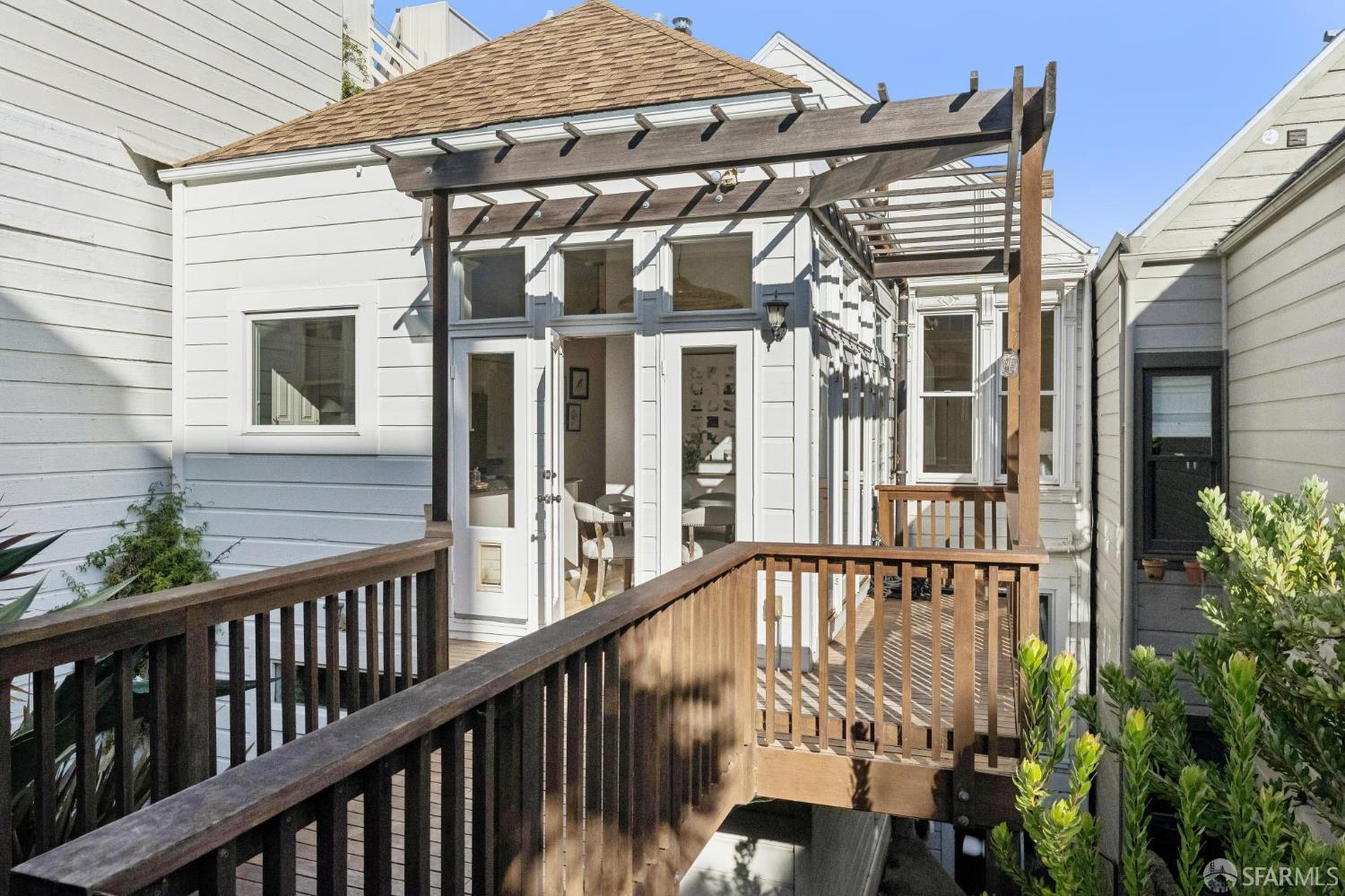 348 Castro Street
