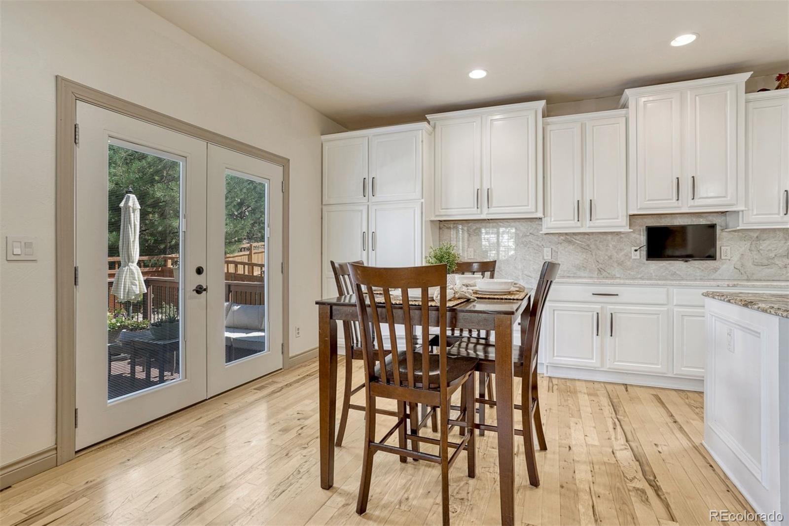 3016 Breezy Lane