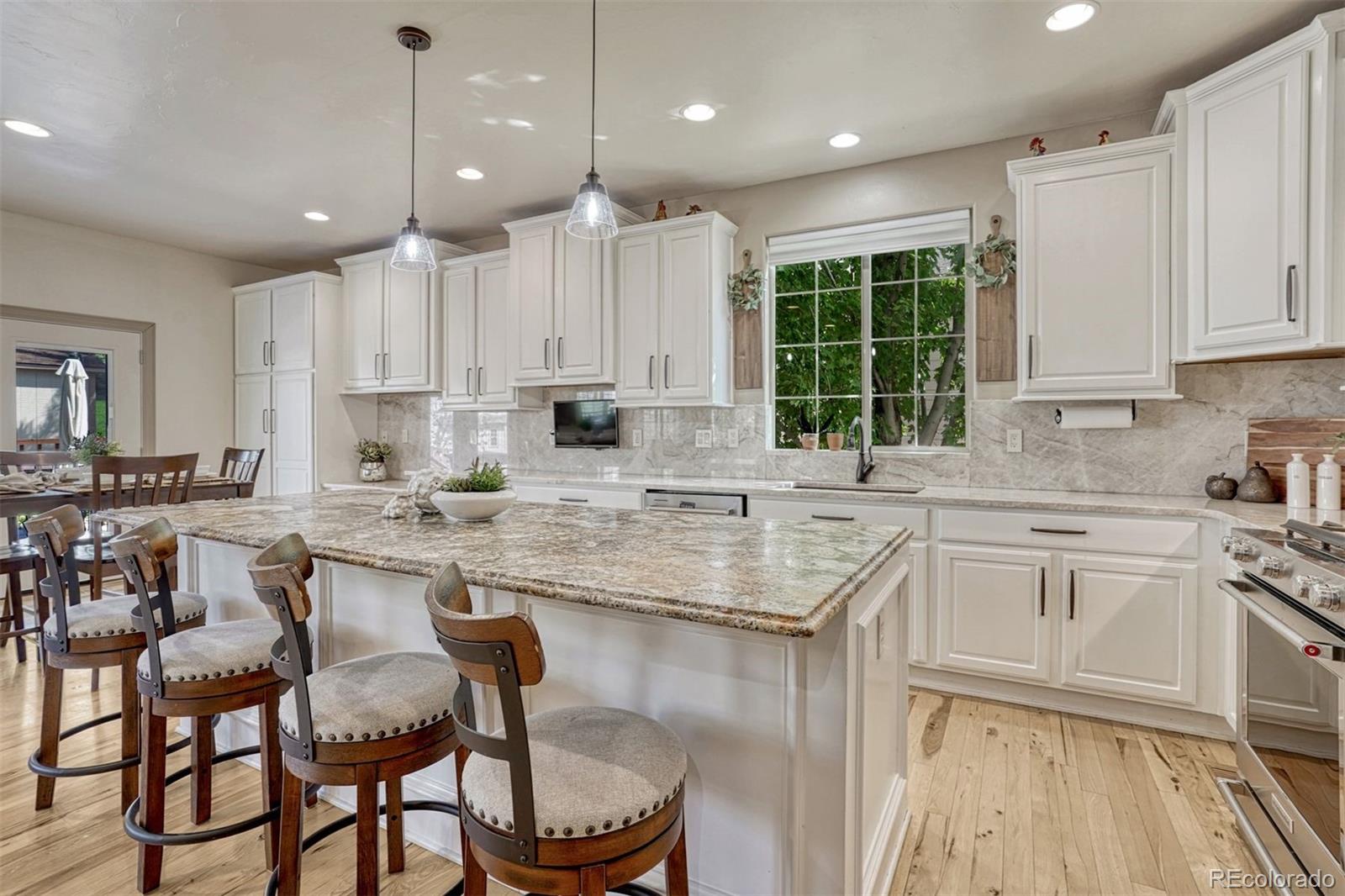 3016 Breezy Lane