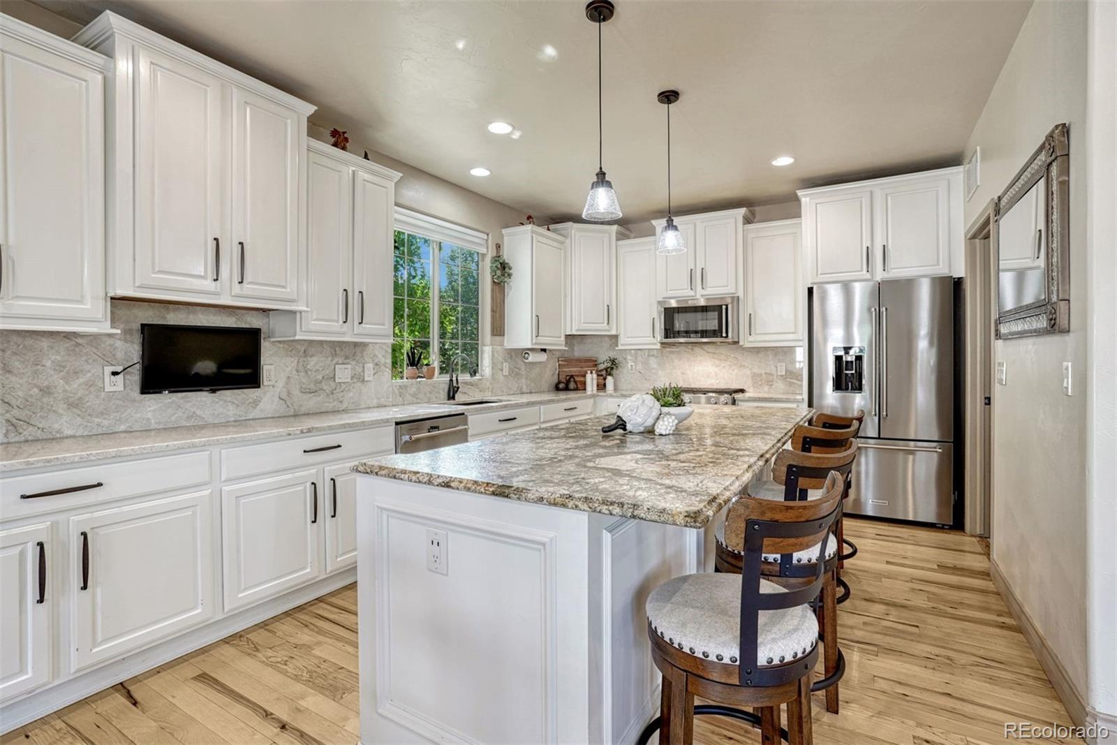 3016 Breezy Lane