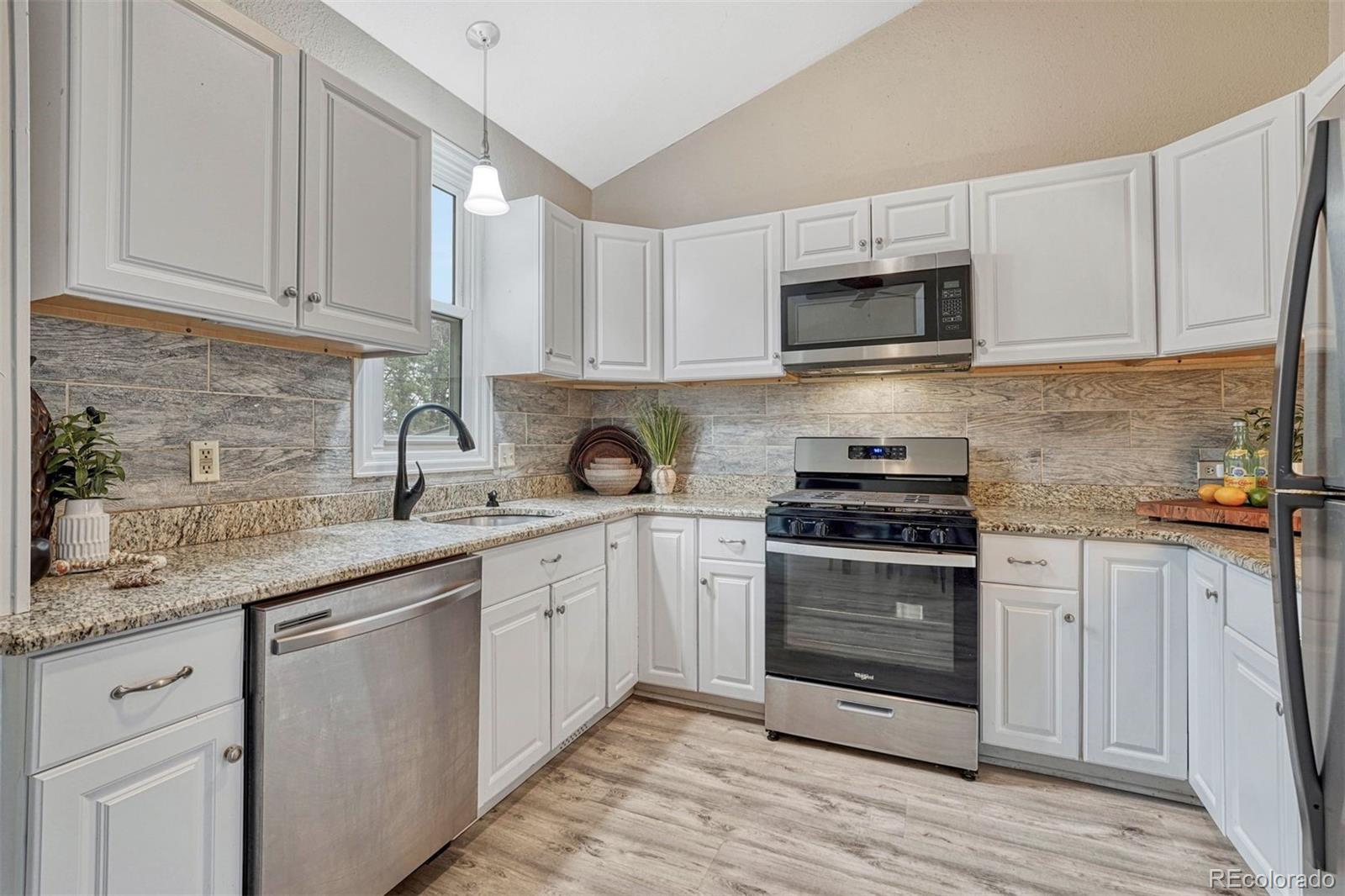 36700 Mossberg Court