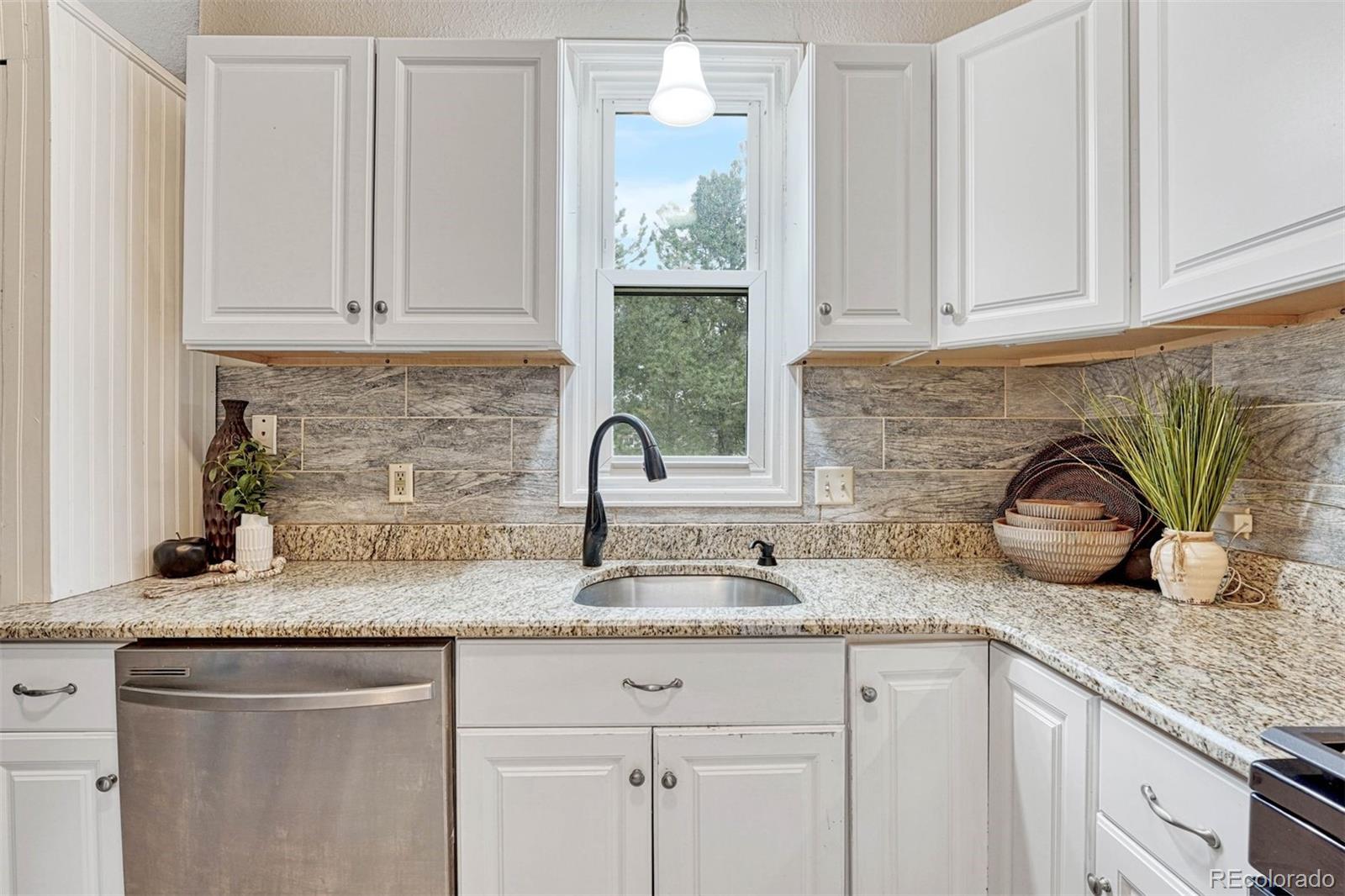36700 Mossberg Court