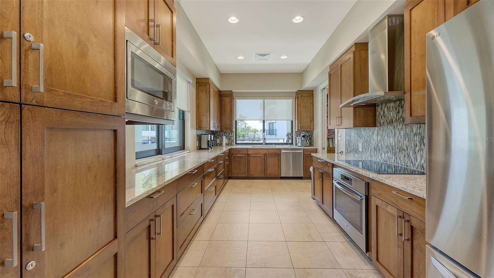 1465 GULF OF MEXICO DR #502