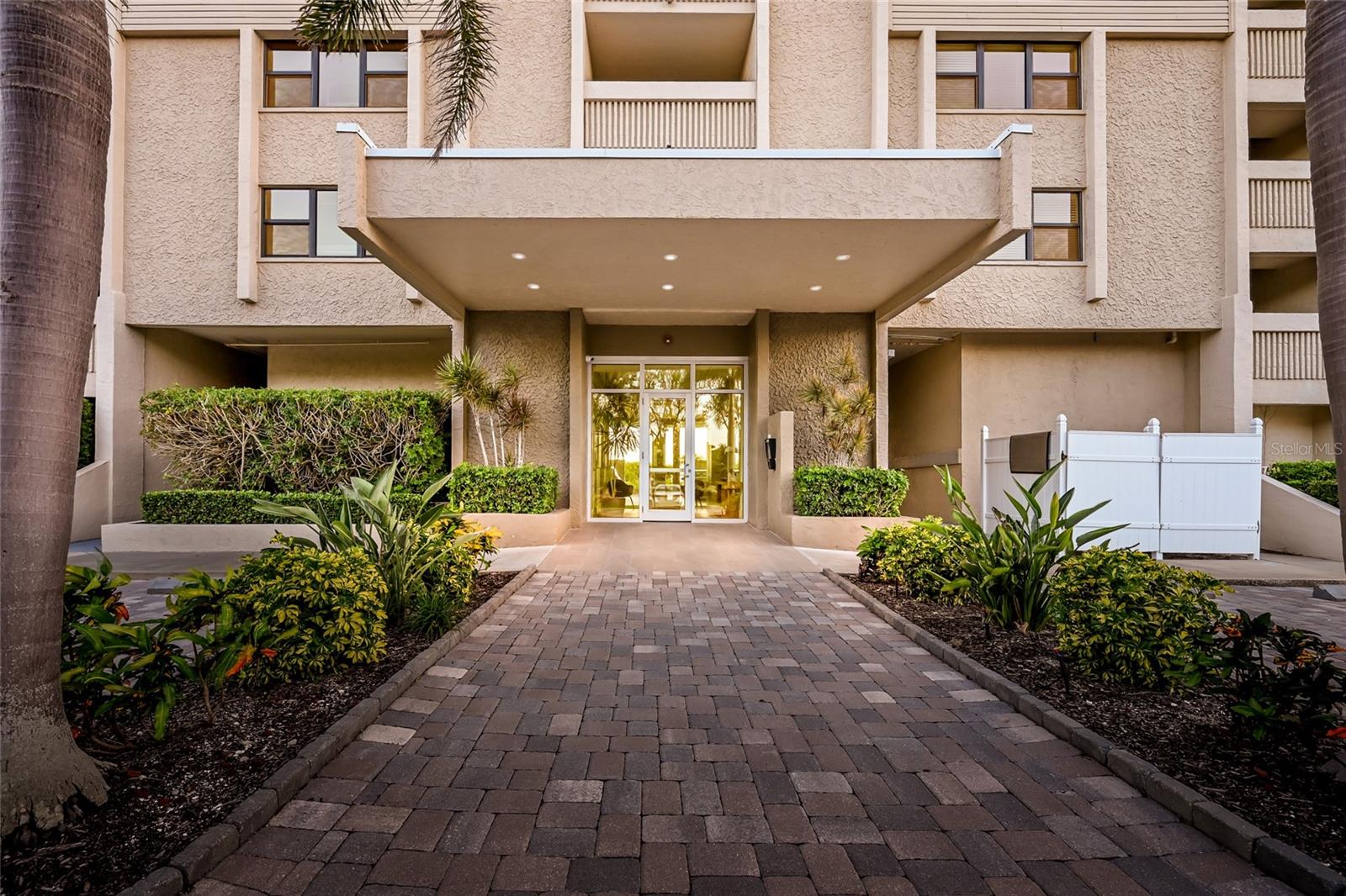 2675 GULF OF MEXICO DR #303