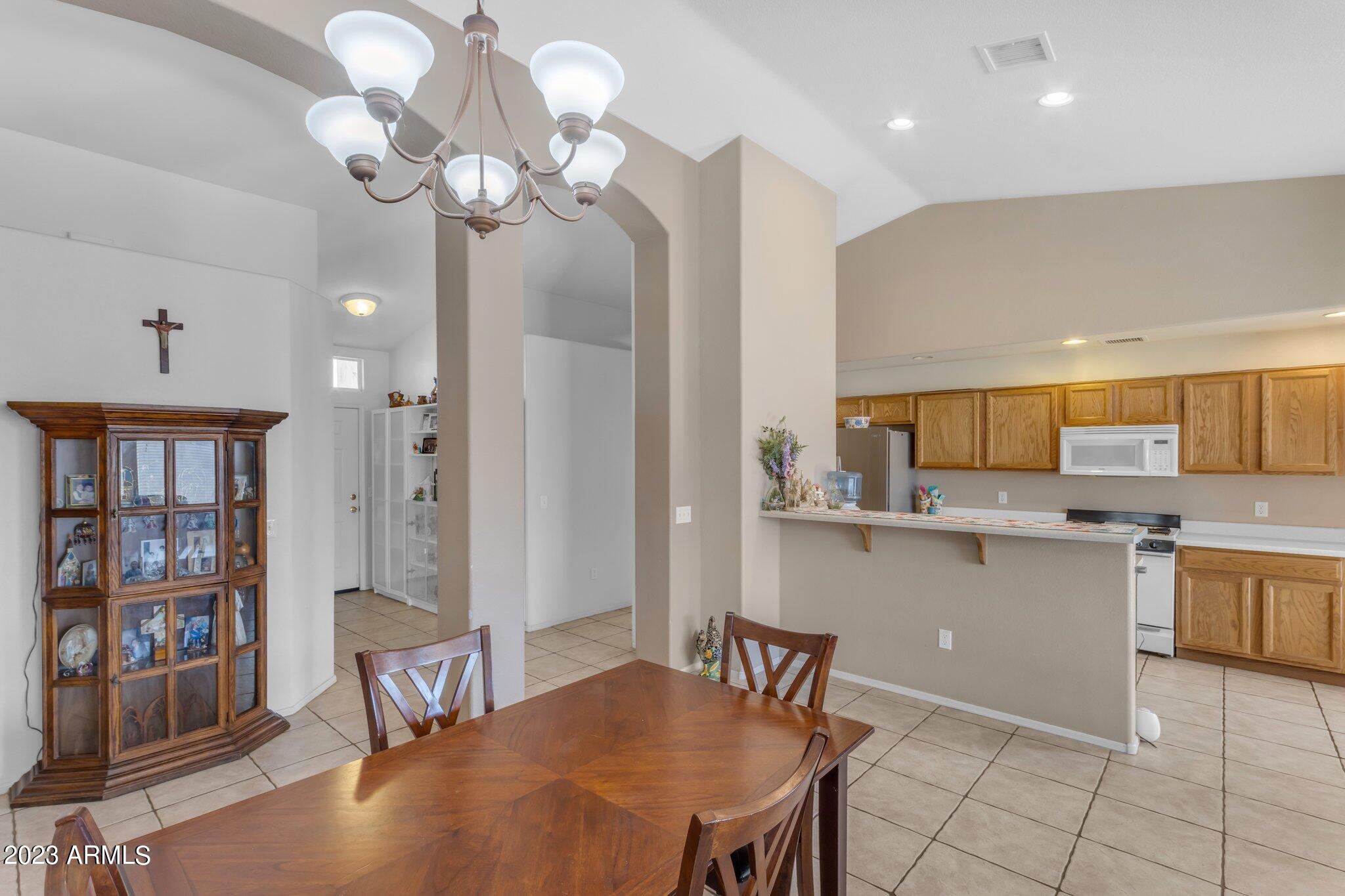 1316 E ROSEMARY Trail
