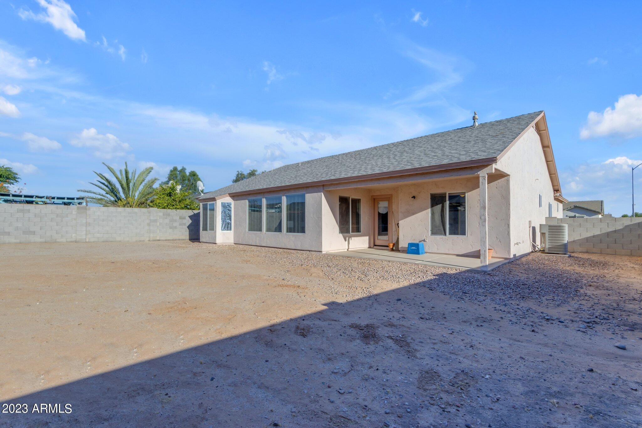1316 E ROSEMARY Trail