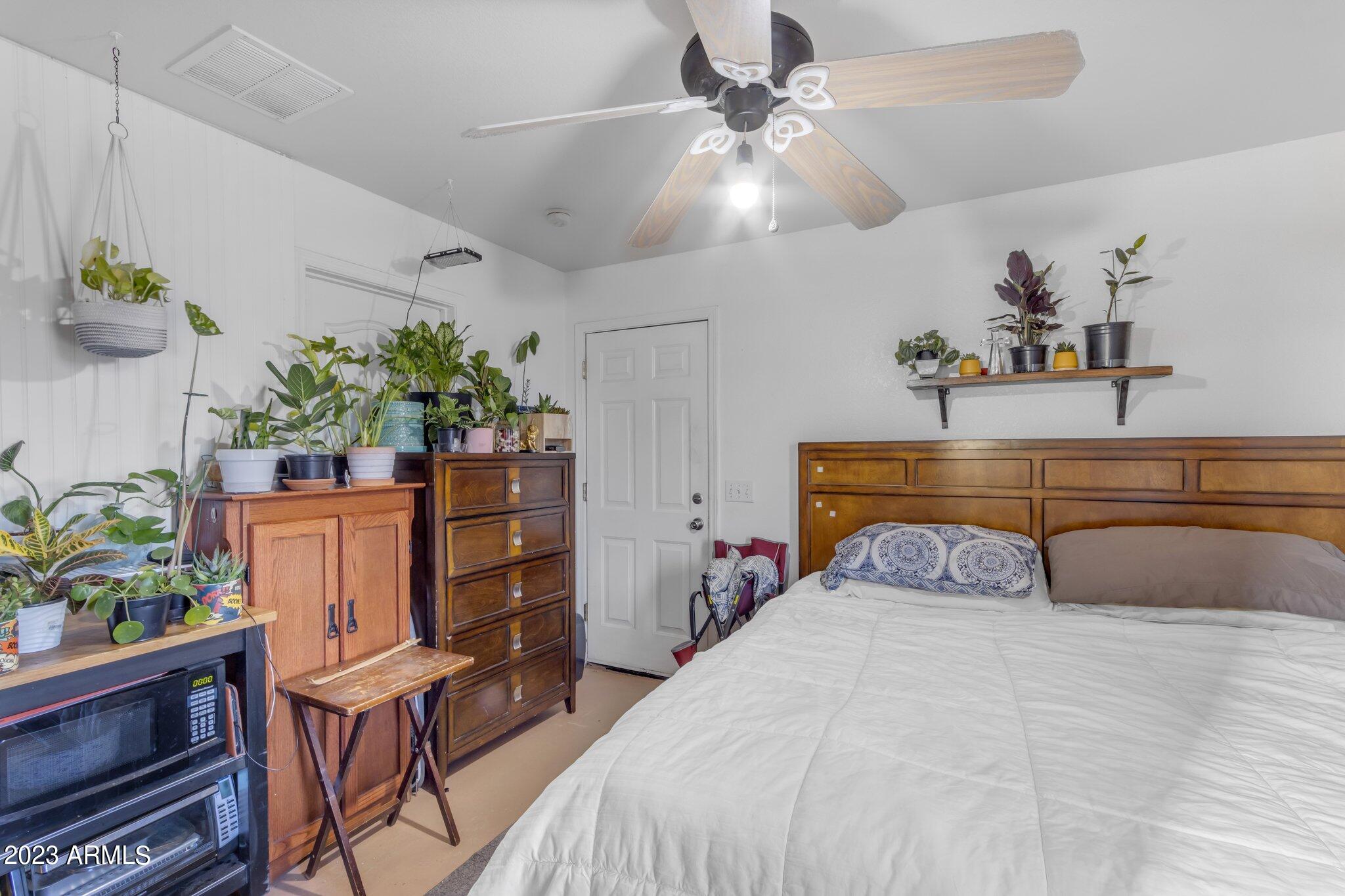1316 E ROSEMARY Trail