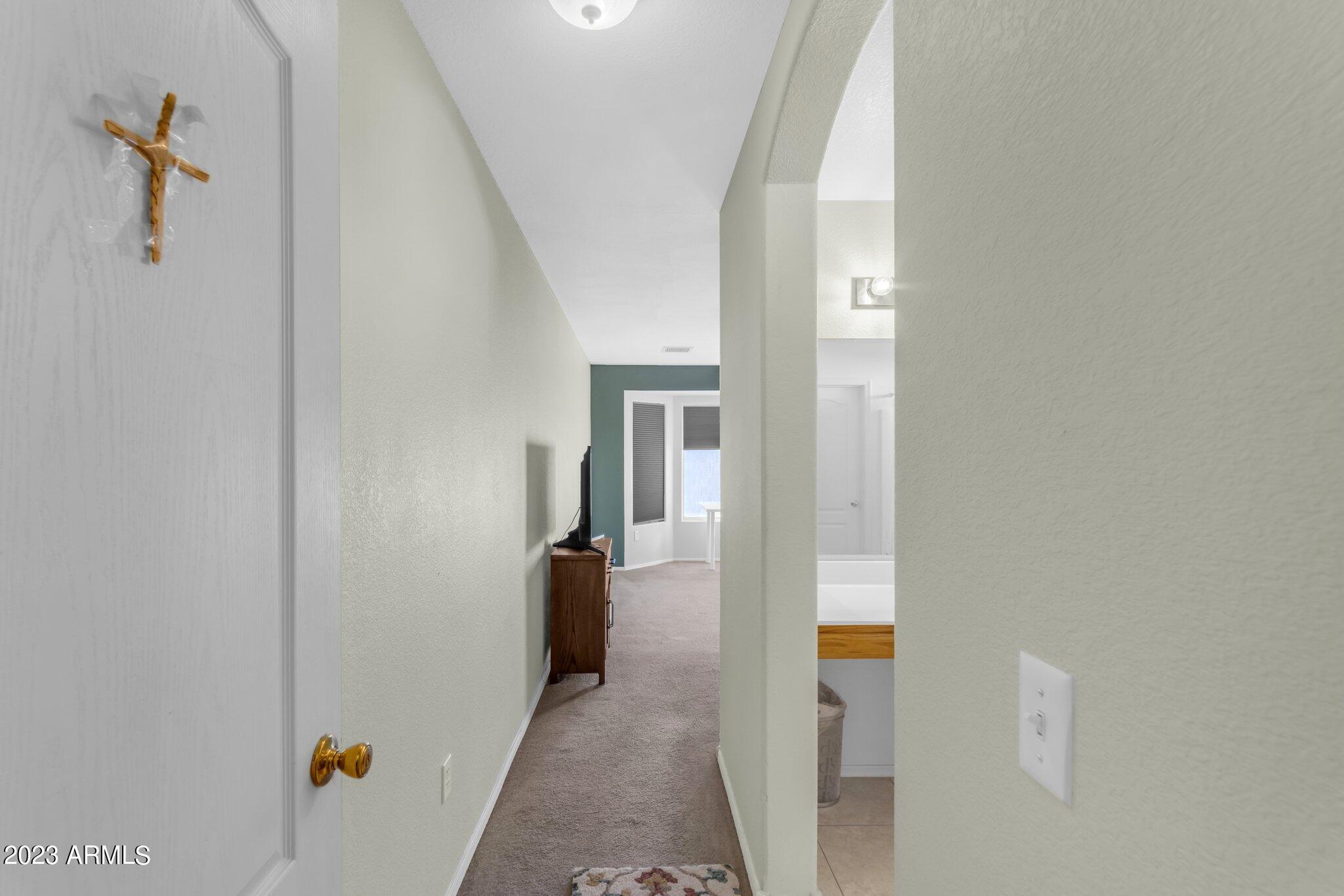 1316 E ROSEMARY Trail