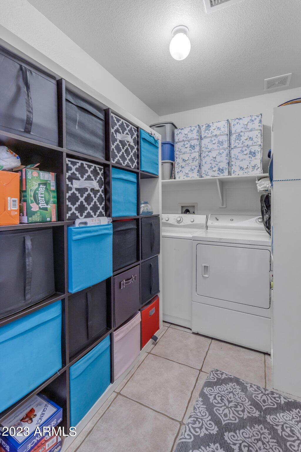 1316 E ROSEMARY Trail