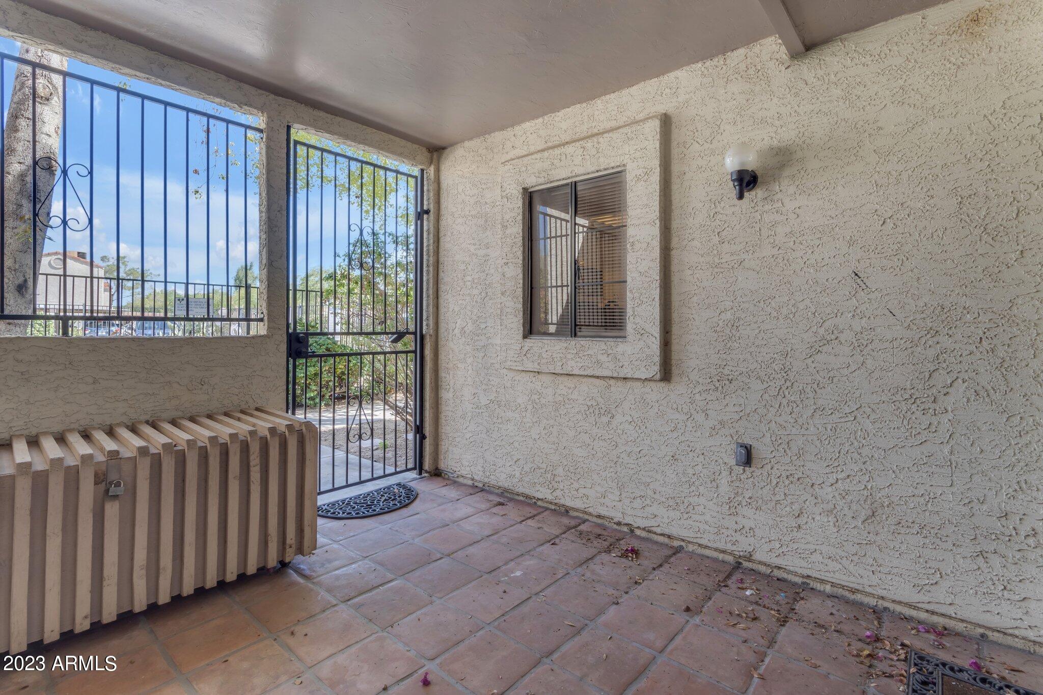 15801 N 29TH Street Unit: 11