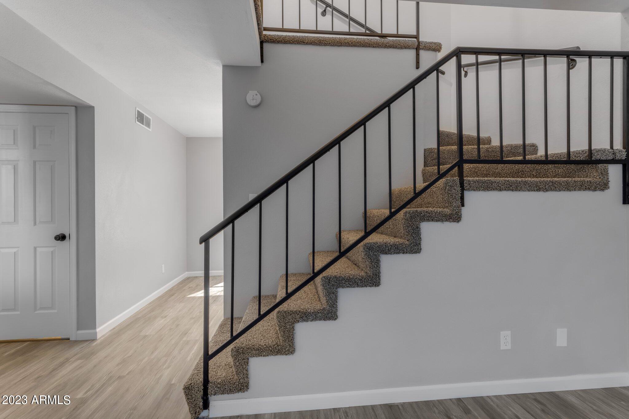 15801 N 29TH Street Unit: 11