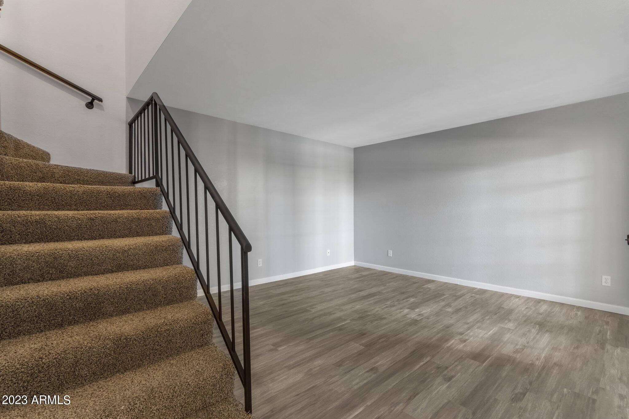 15801 N 29TH Street Unit: 11