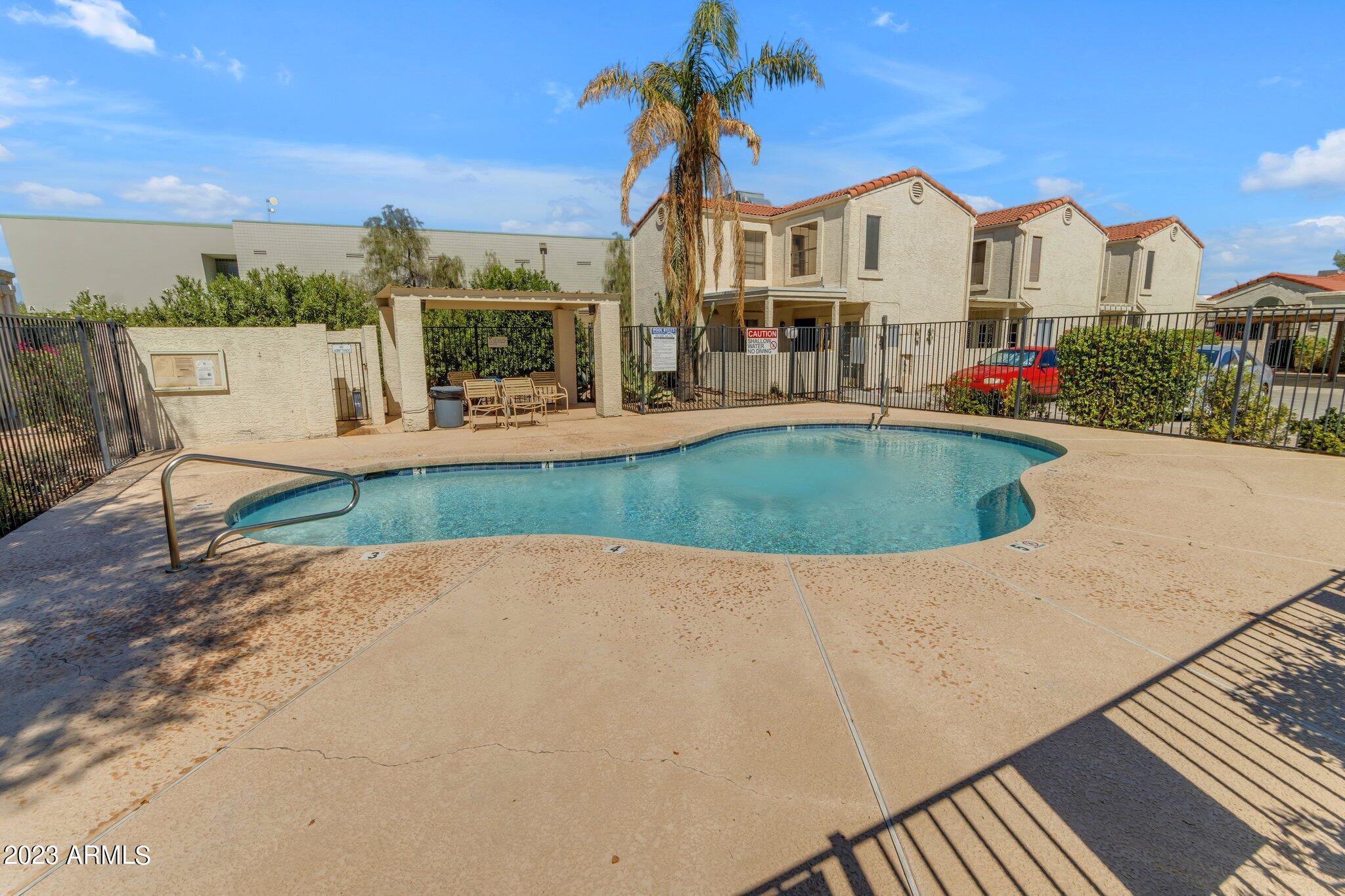 15801 N 29TH Street Unit: 11