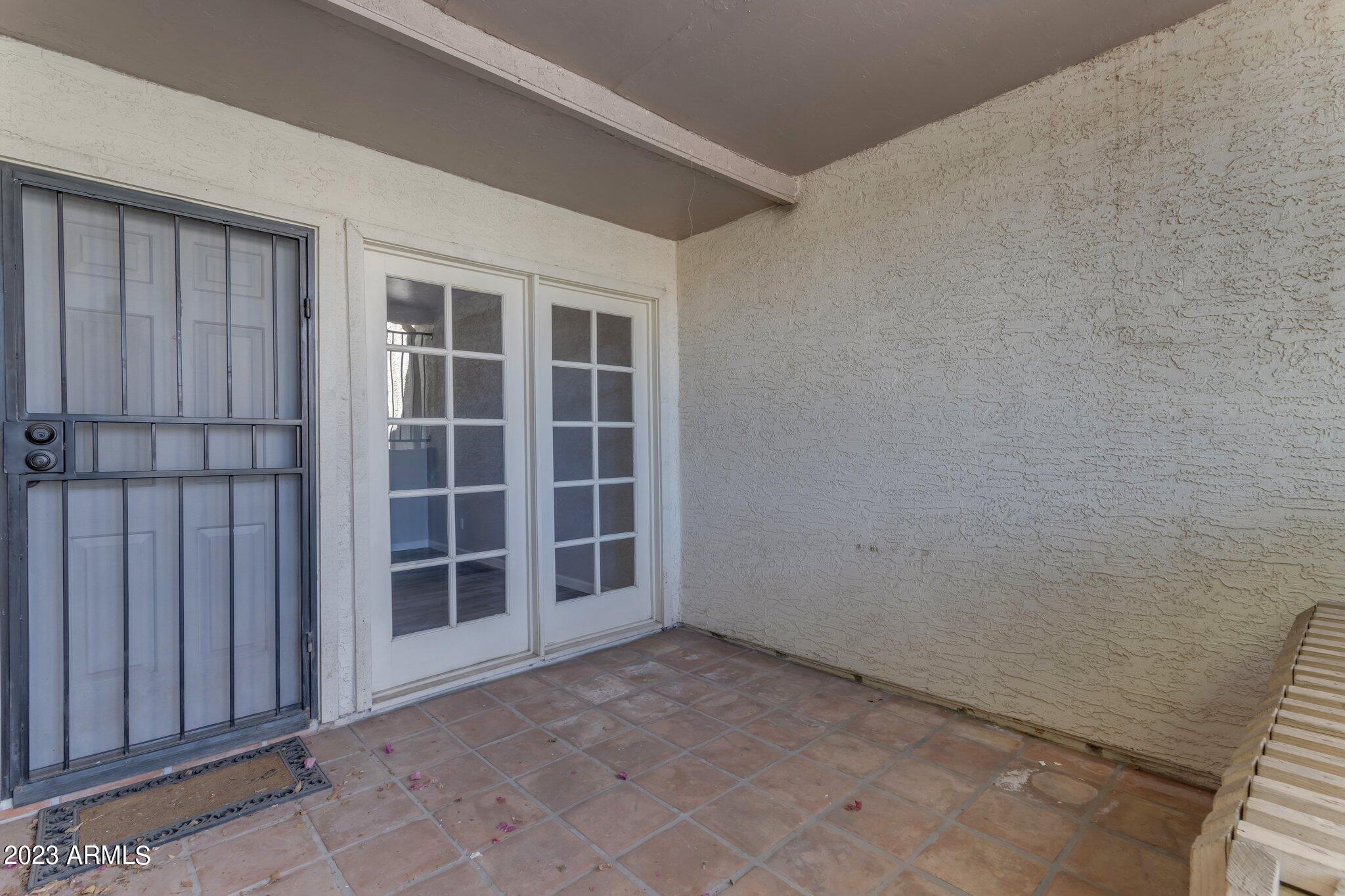 15801 N 29TH Street Unit: 11