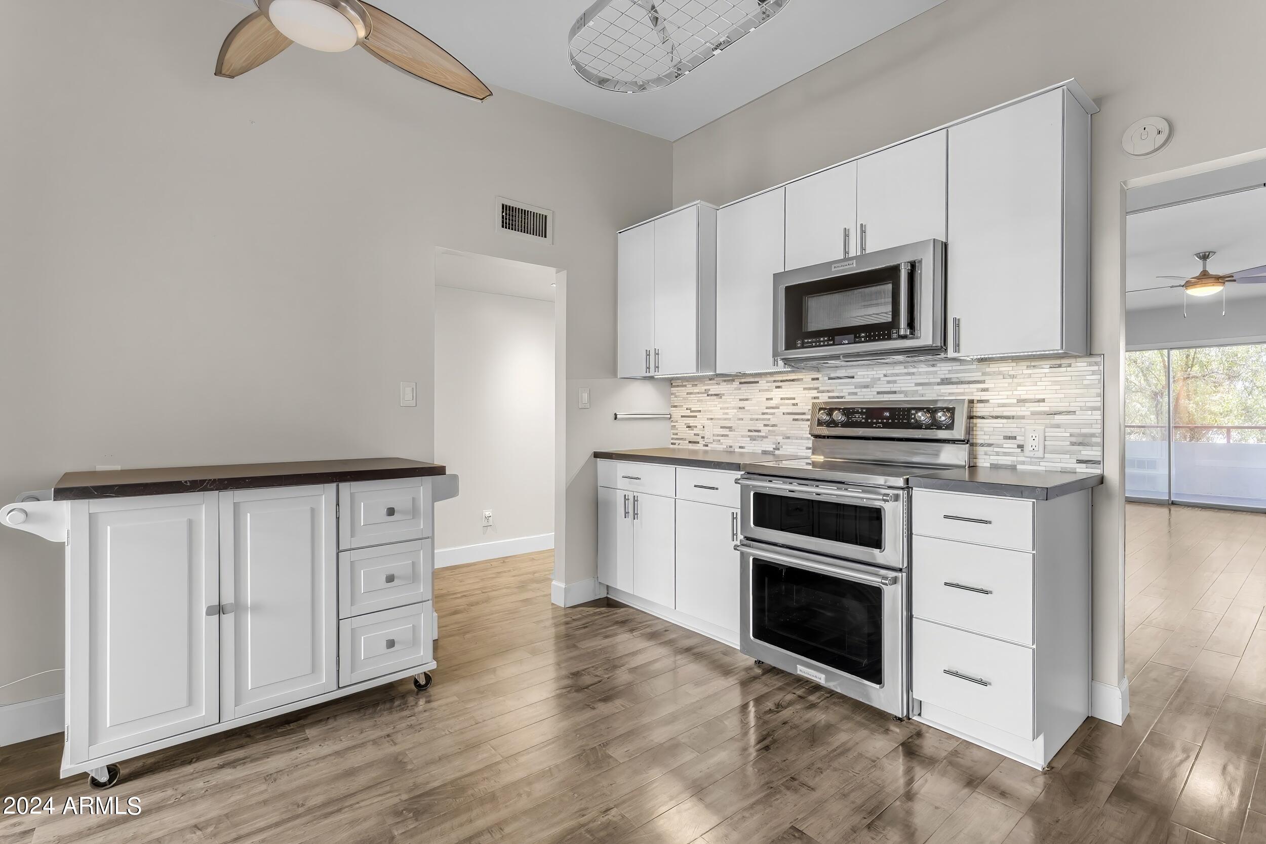 1030 E BETHANY HOME Road # 110