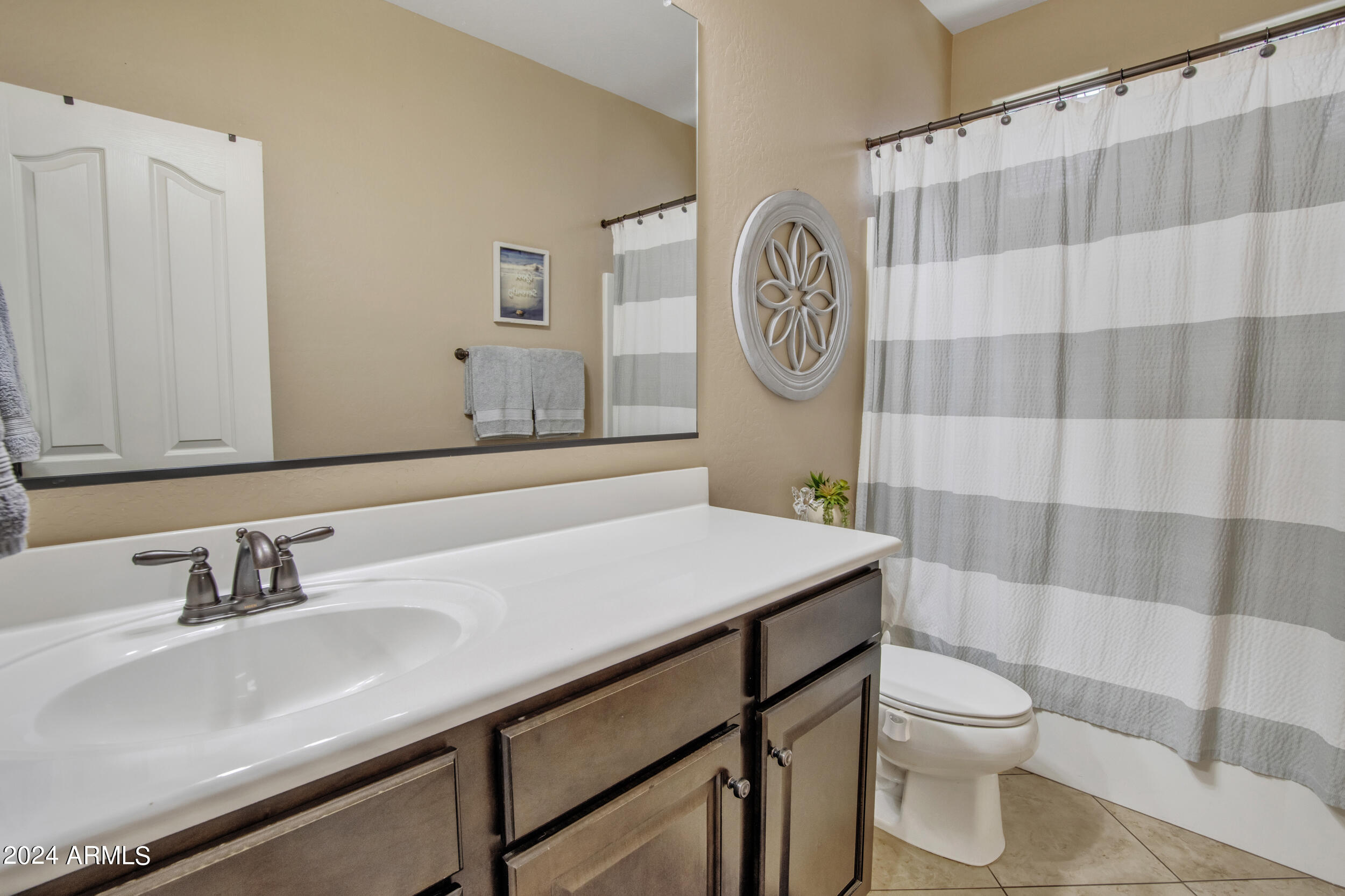 5603 W BUCKSKIN Trail