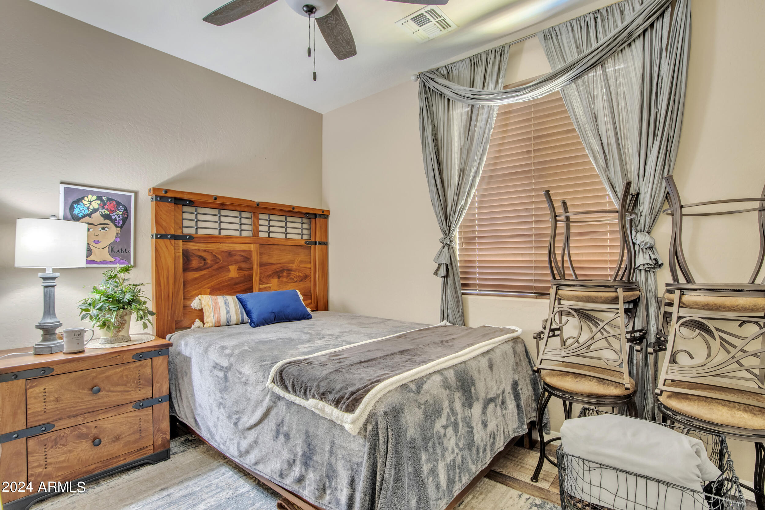 5603 W BUCKSKIN Trail