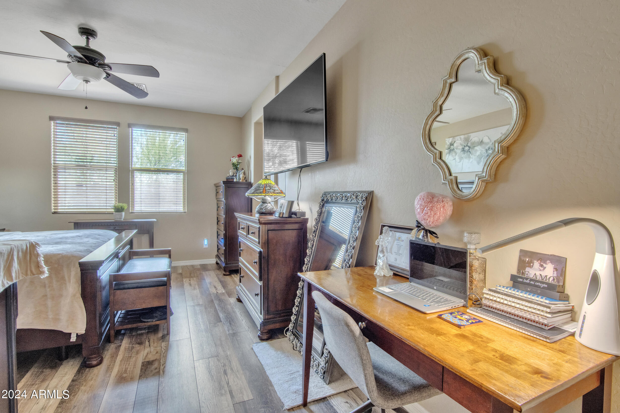 5603 W BUCKSKIN Trail