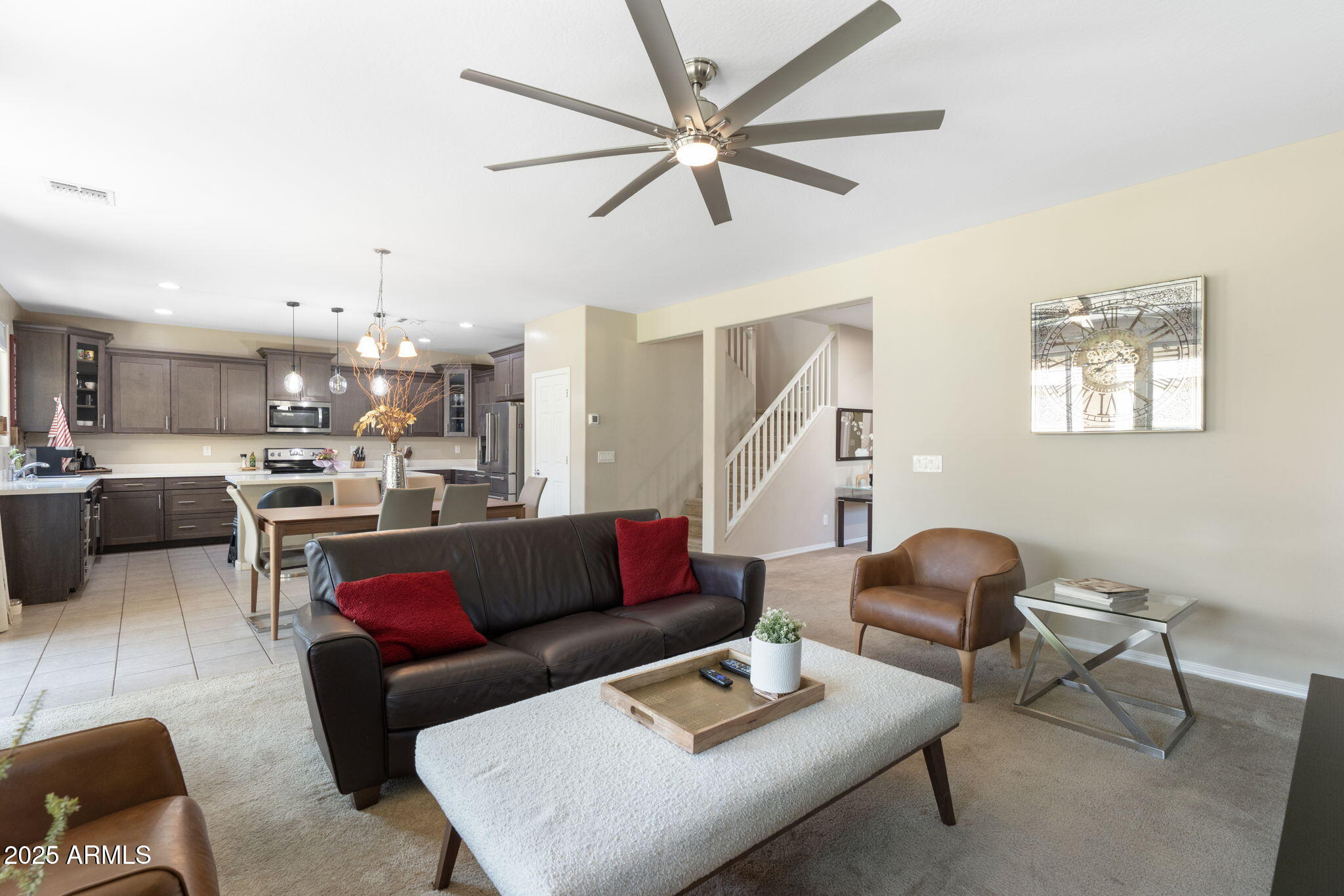2811 E DUNBAR Drive