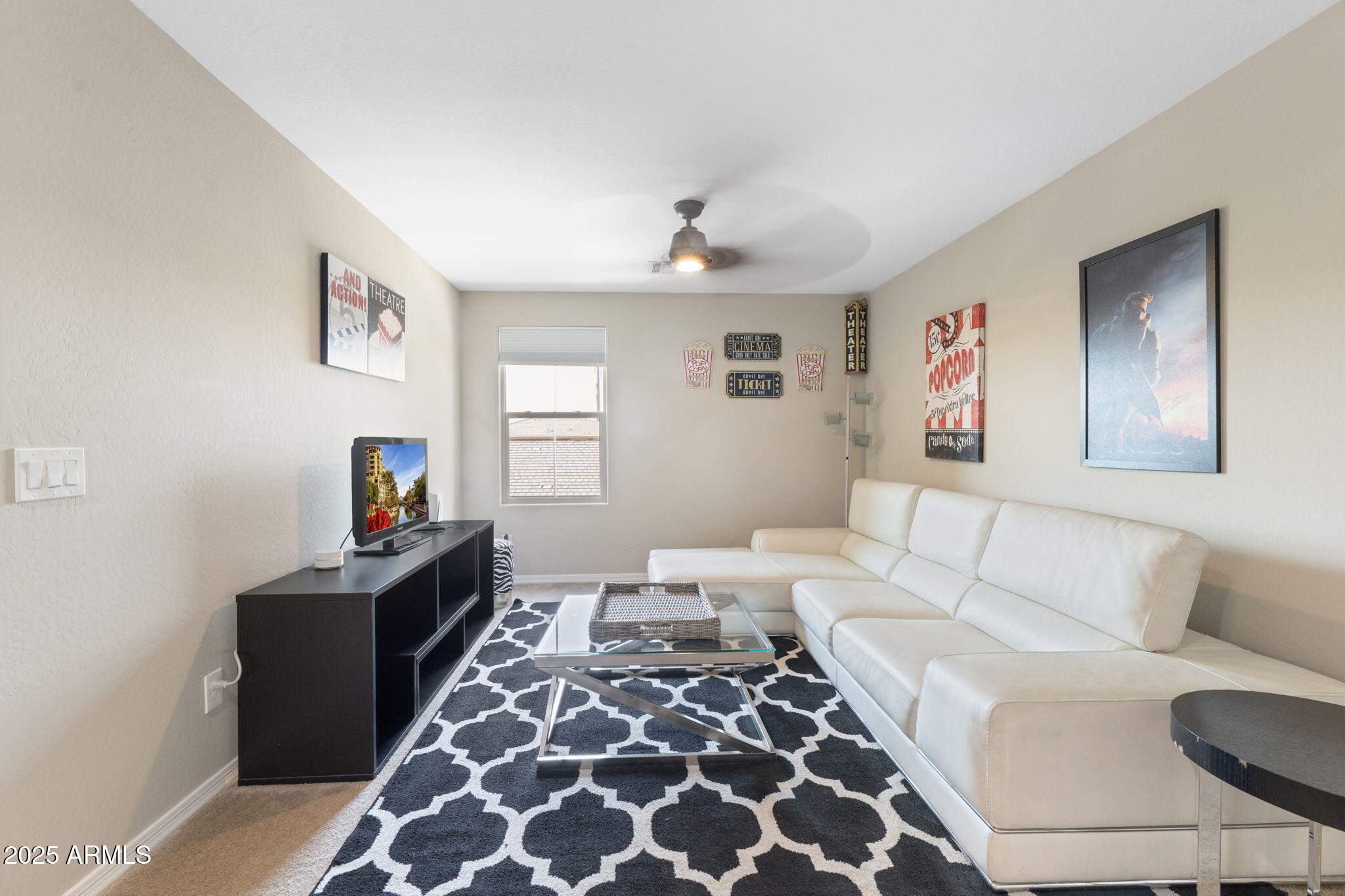 2811 E DUNBAR Drive