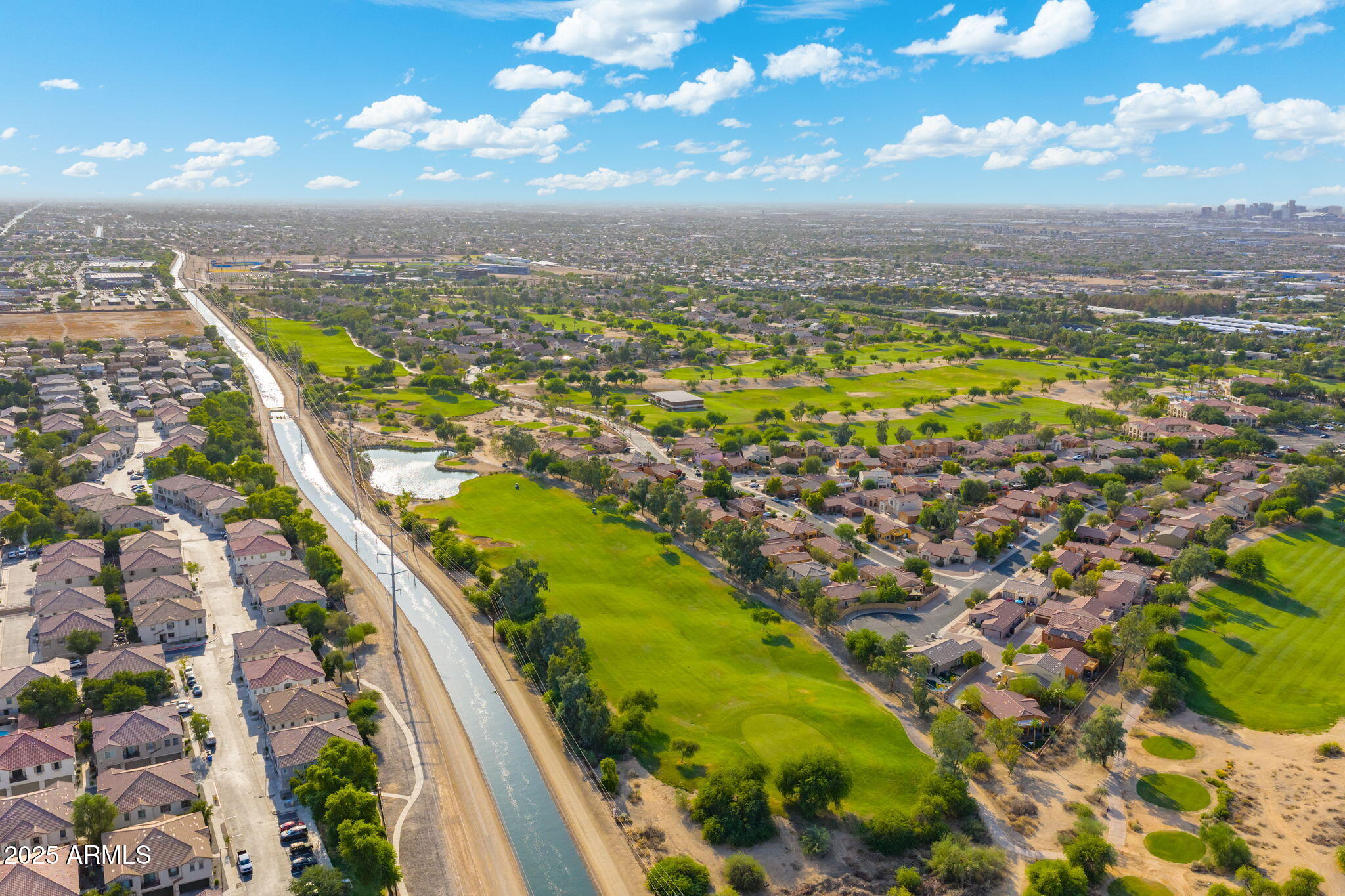 2811 E DUNBAR Drive