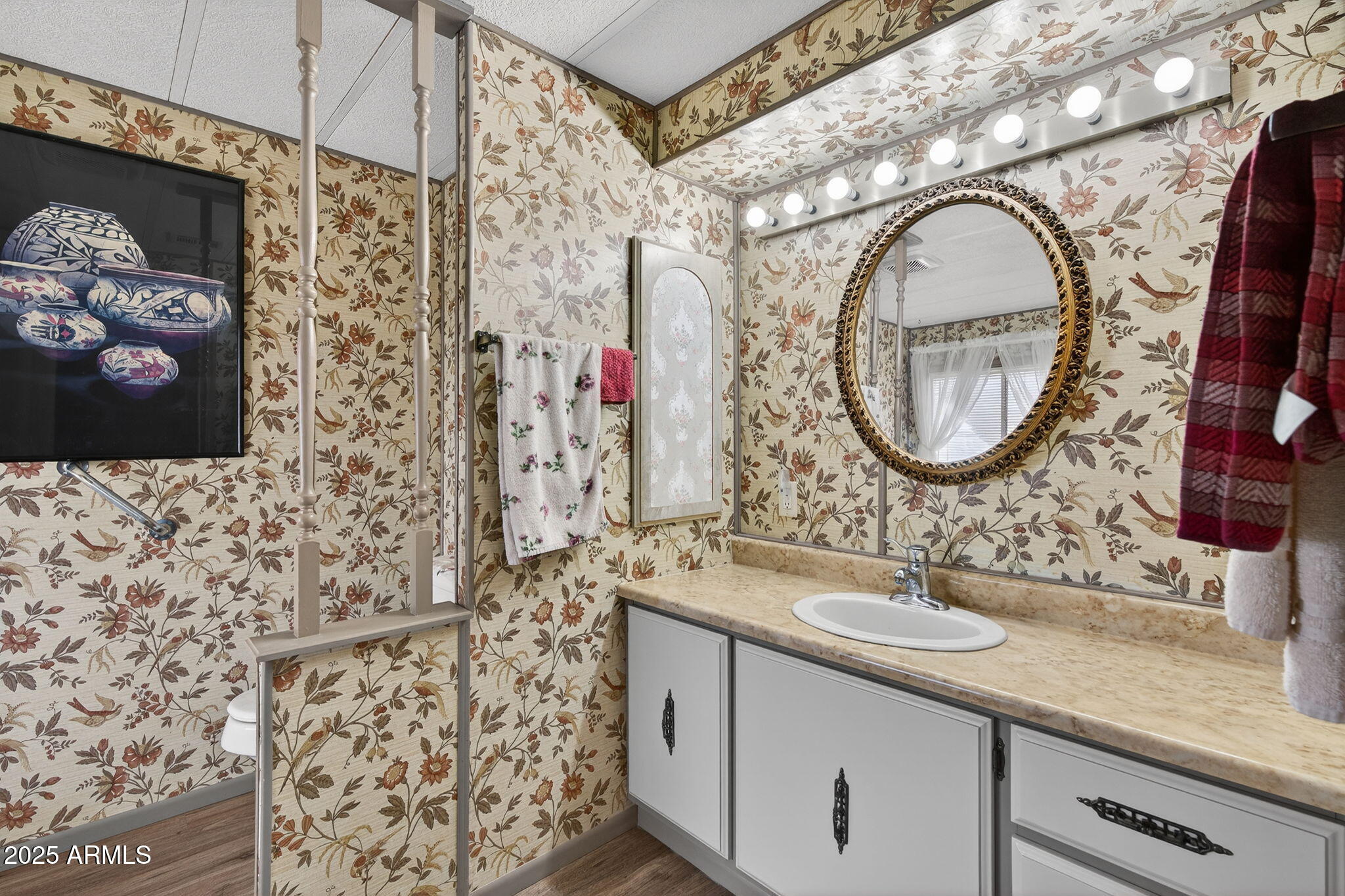 2100 N TREKELL Road 131