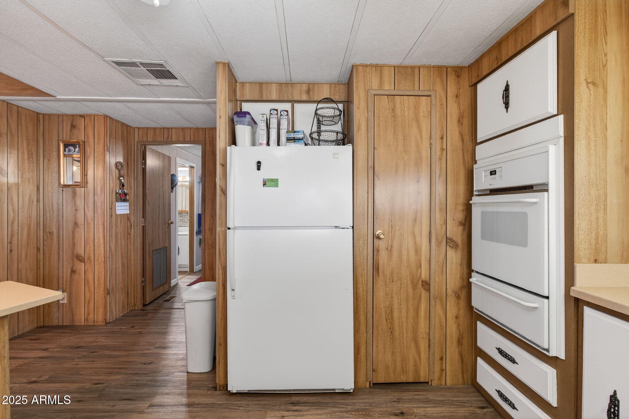 2100 N TREKELL Road 131