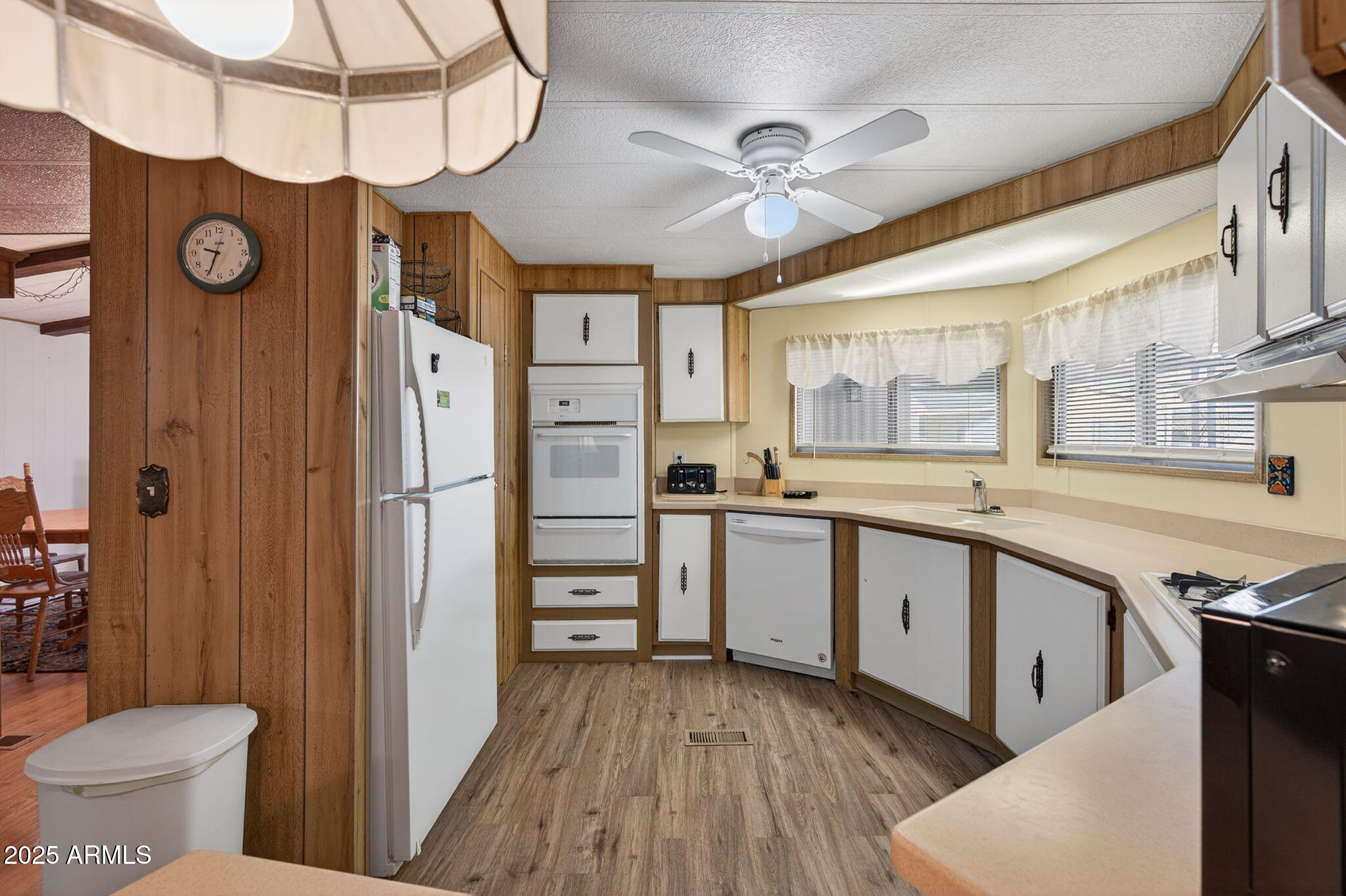 2100 N TREKELL Road 131