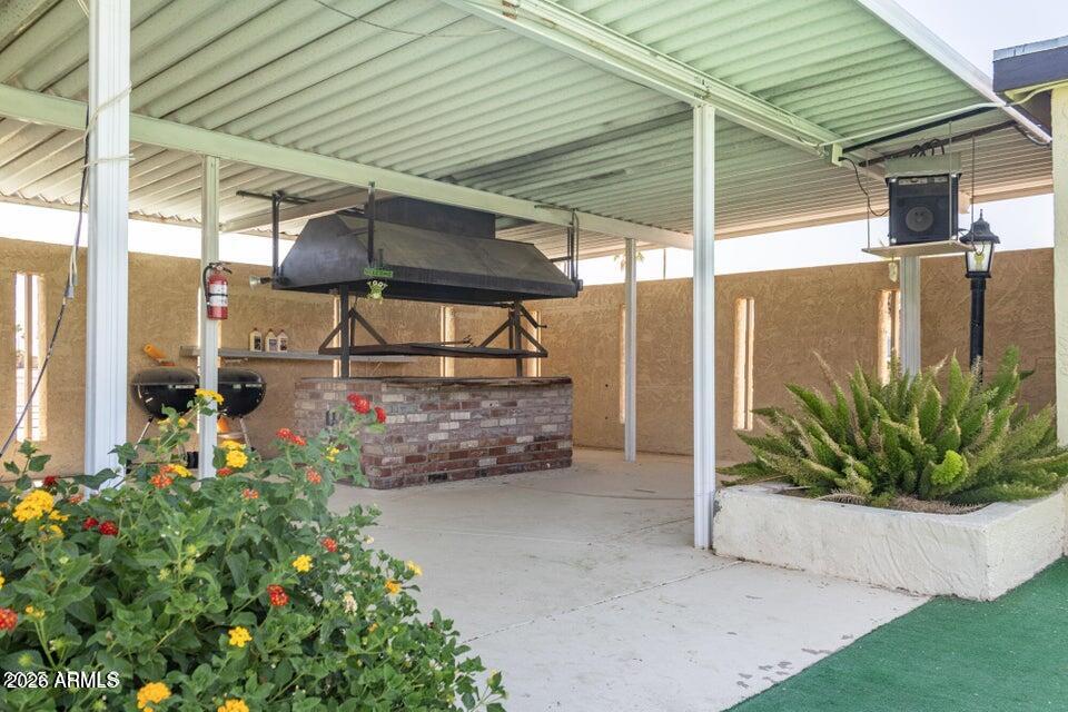 2100 N TREKELL Road 196