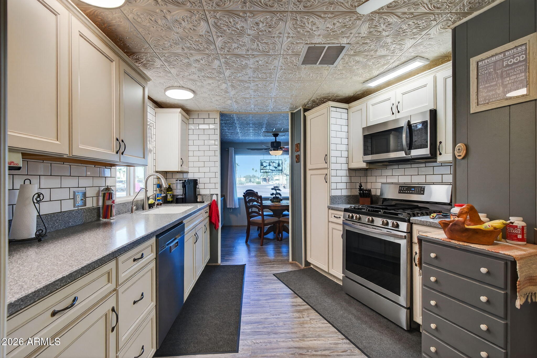 2100 N TREKELL Road 196