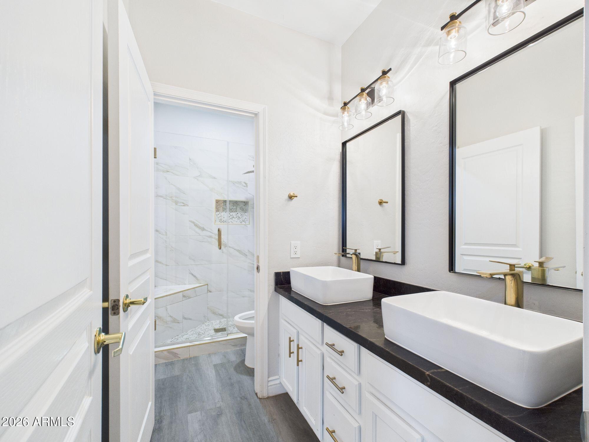 6917 W SHUMWAY FARM Road