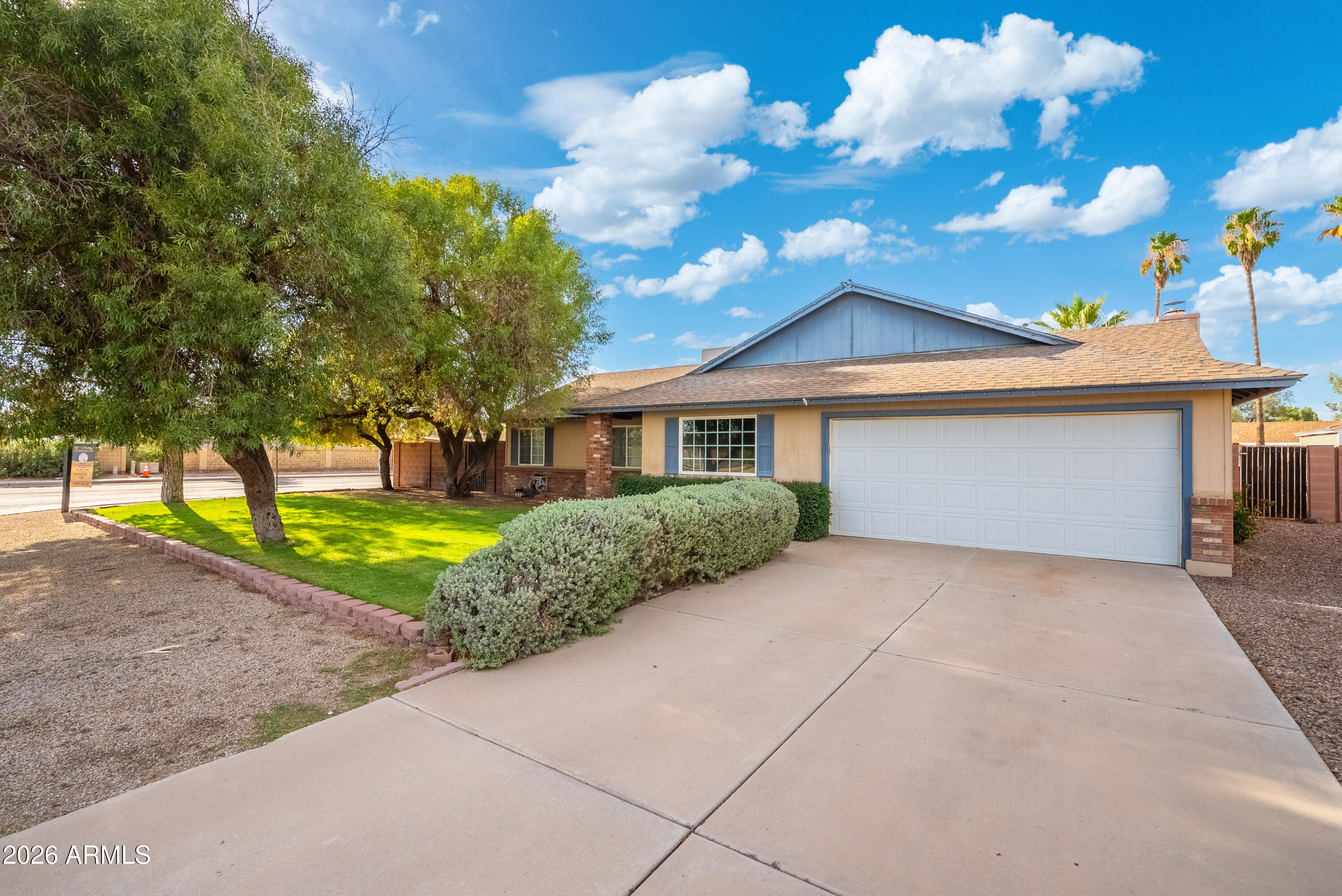 502 E GABRILLA Drive