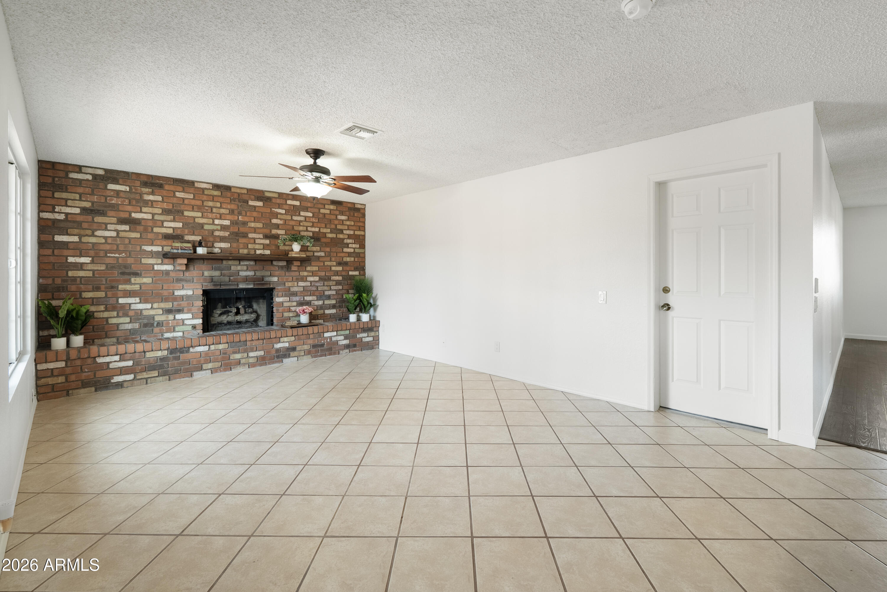 502 E GABRILLA Drive