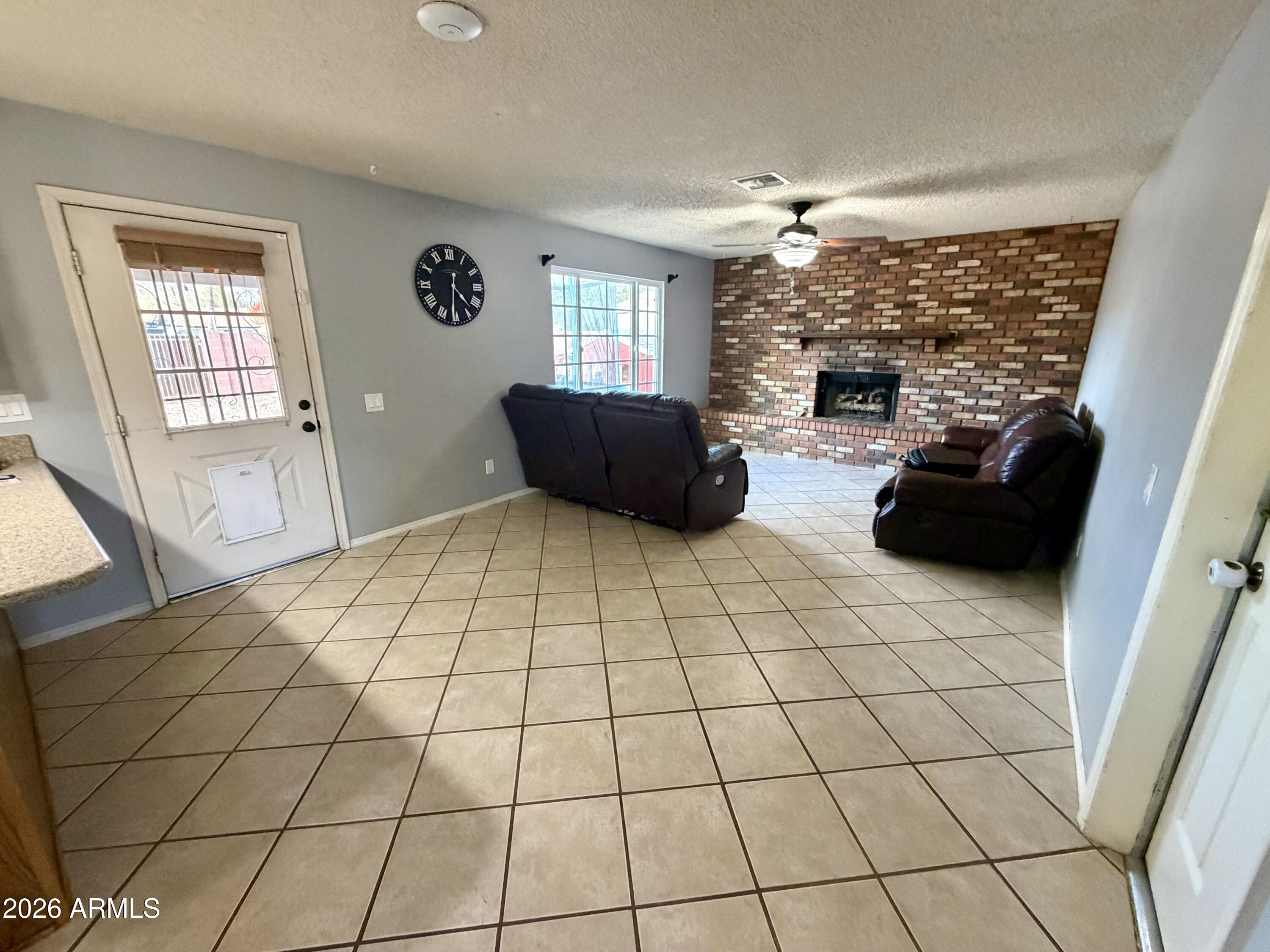 502 E GABRILLA Drive