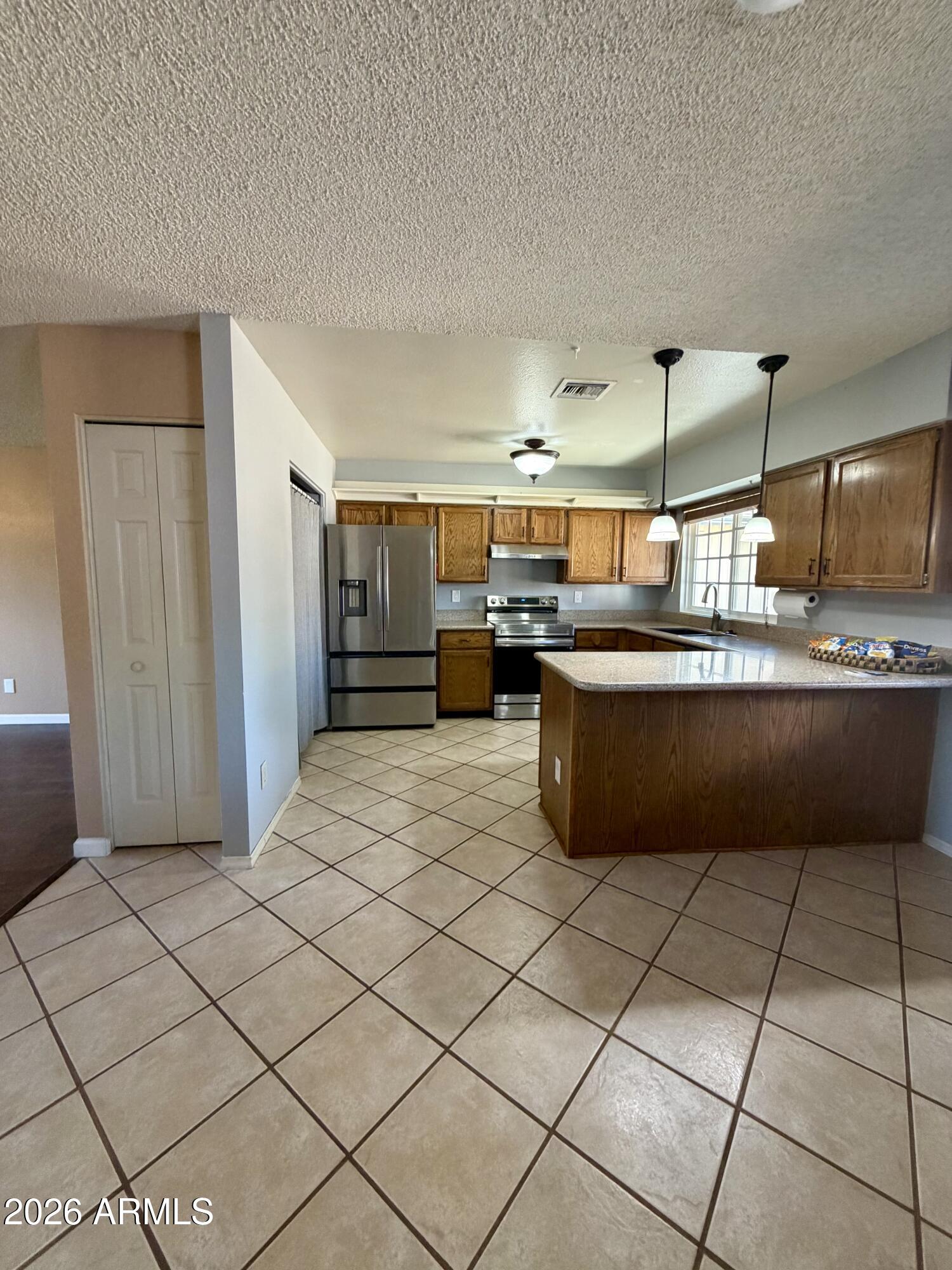 502 E GABRILLA Drive