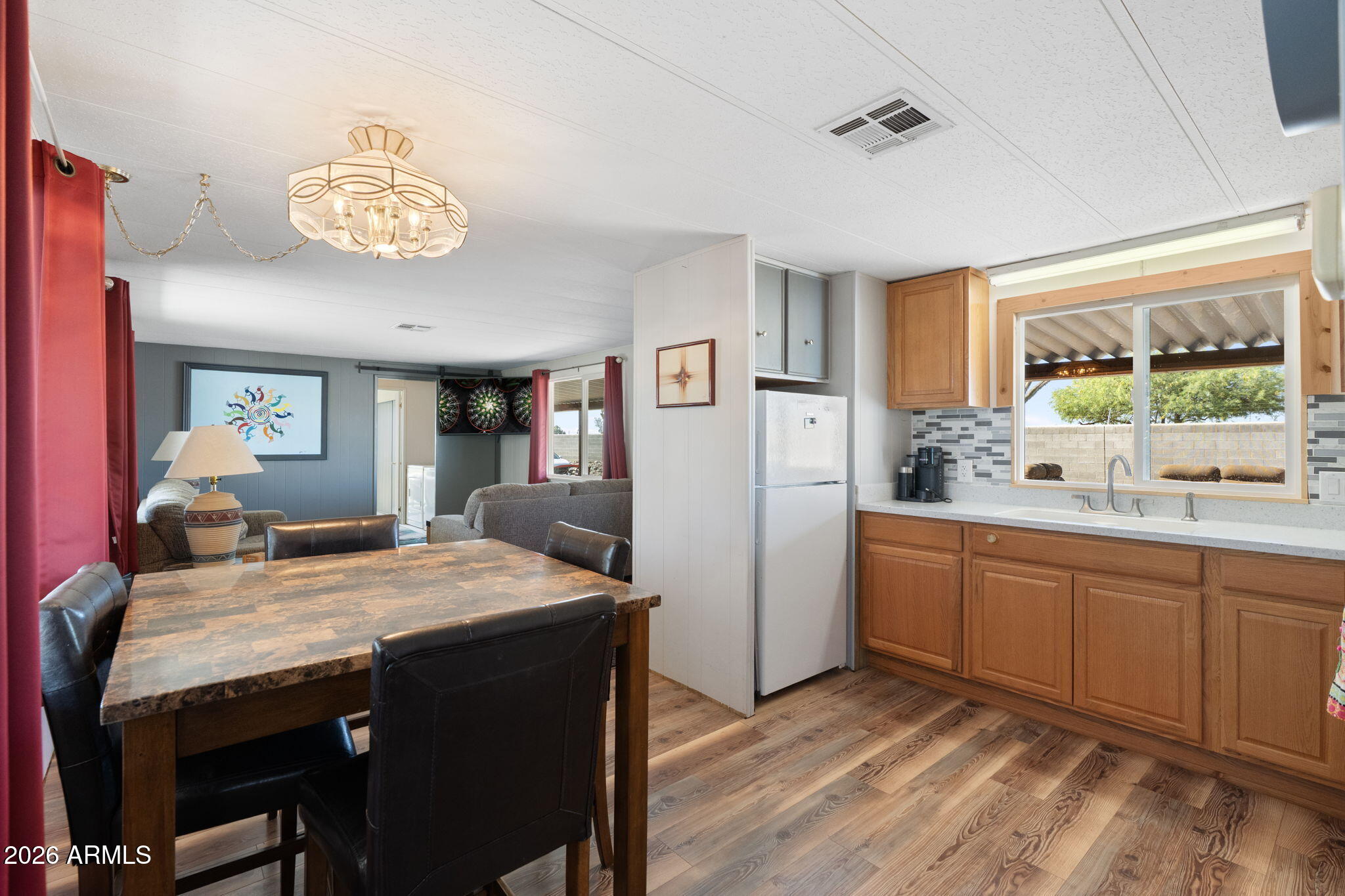 2100 N TREKELL Road 117
