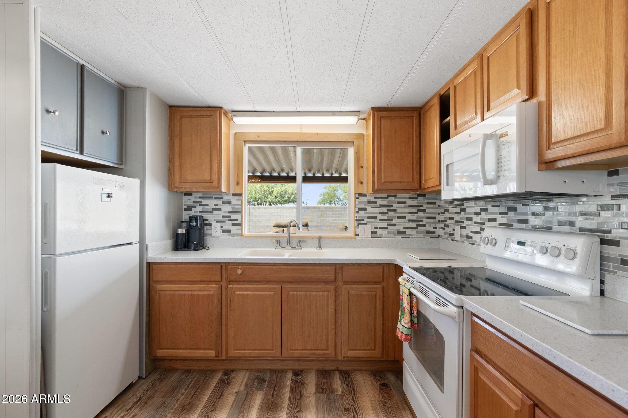 2100 N TREKELL Road 117