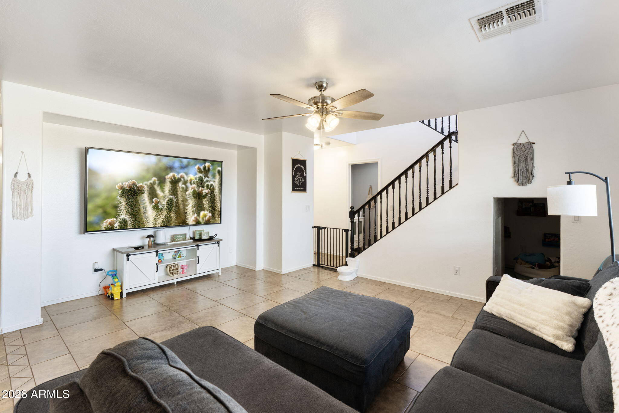 2419 E ROSARIO MISSION Drive