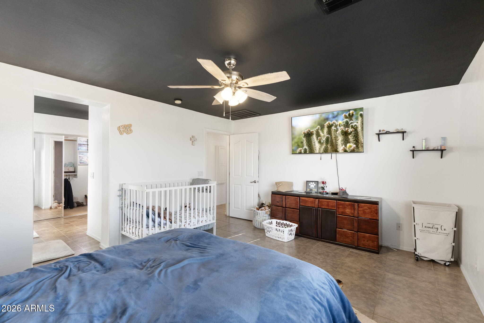 2419 E ROSARIO MISSION Drive