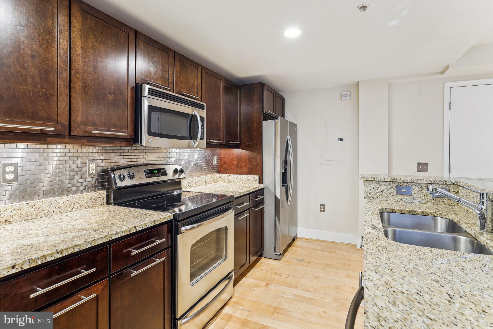 149 W ST NW #15