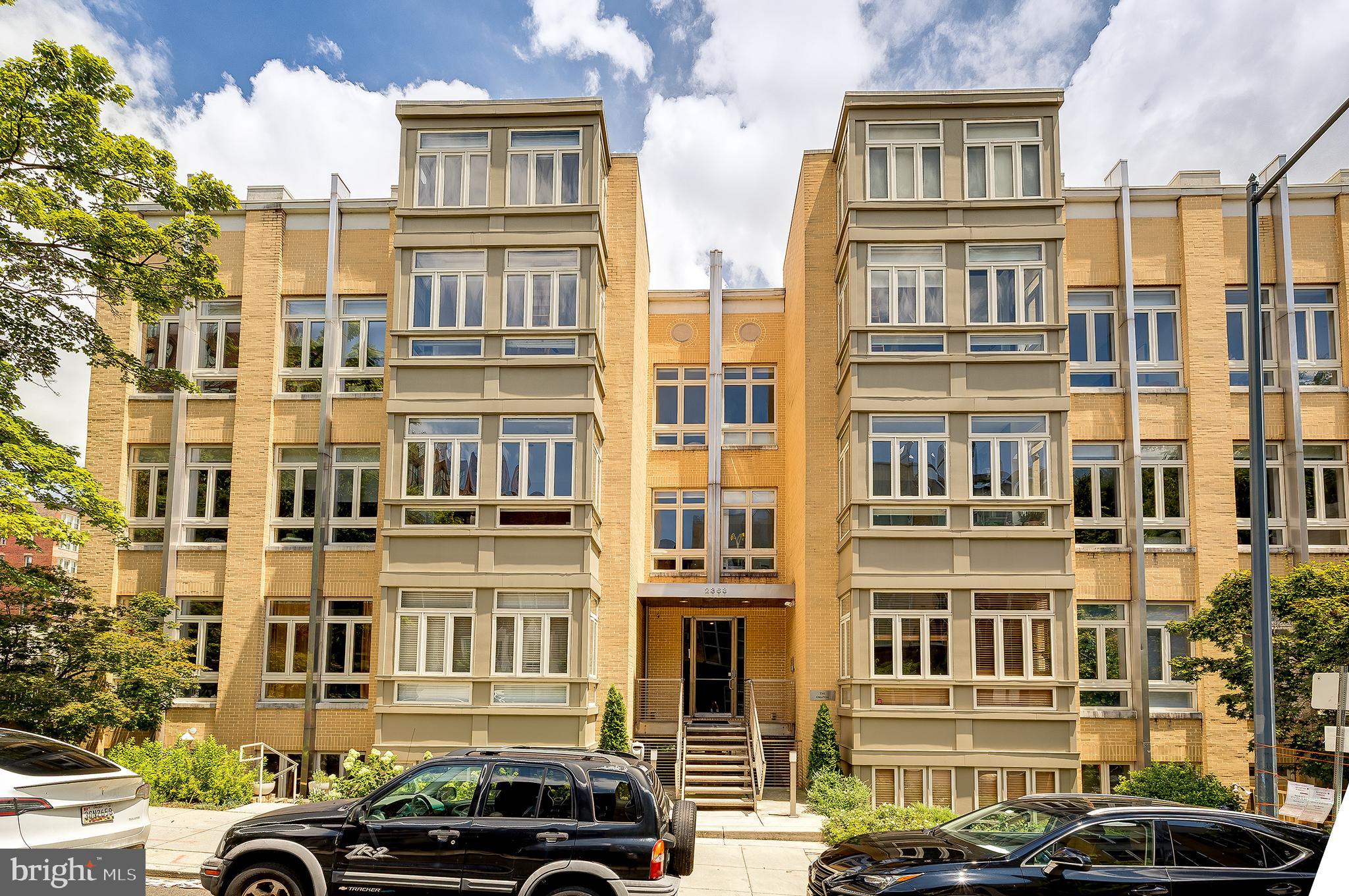 2363 Champlain St NW #20