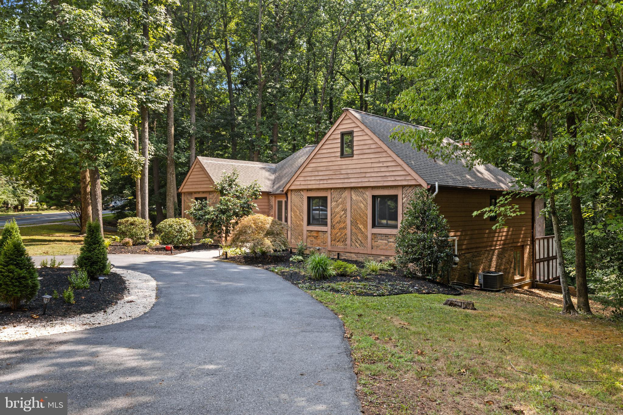 1698 Brickhouse Bar Ct