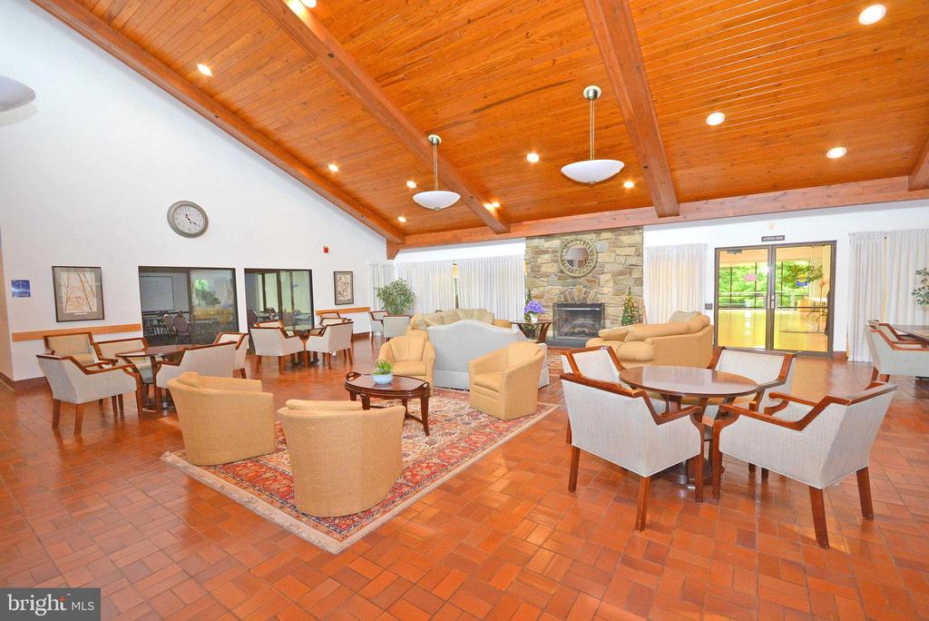 2609 POINT LOOKOUT COVE